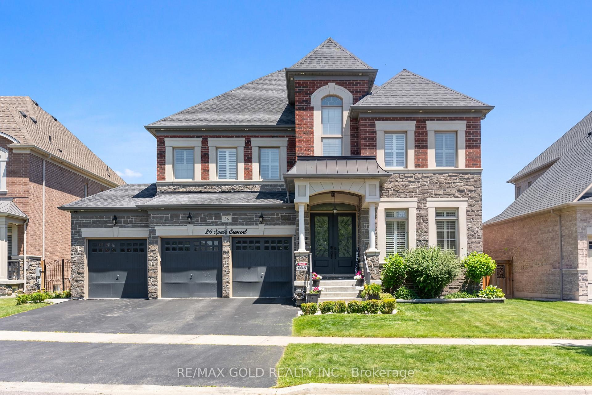 26 Spain Crescent, Brampton, ON L6P 4G8