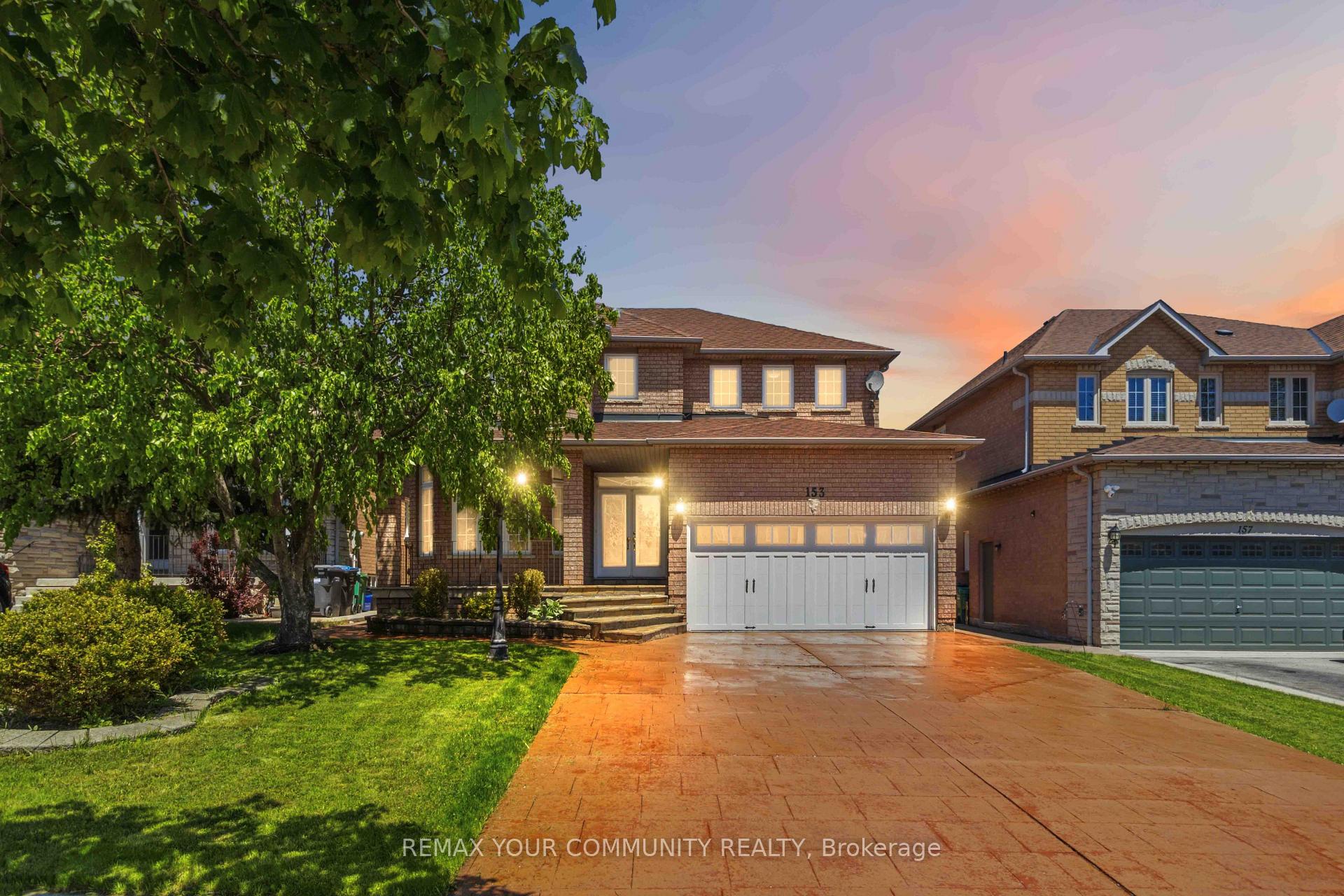 153 Bristol Road E, Mississauga, ON L4Z 3V3