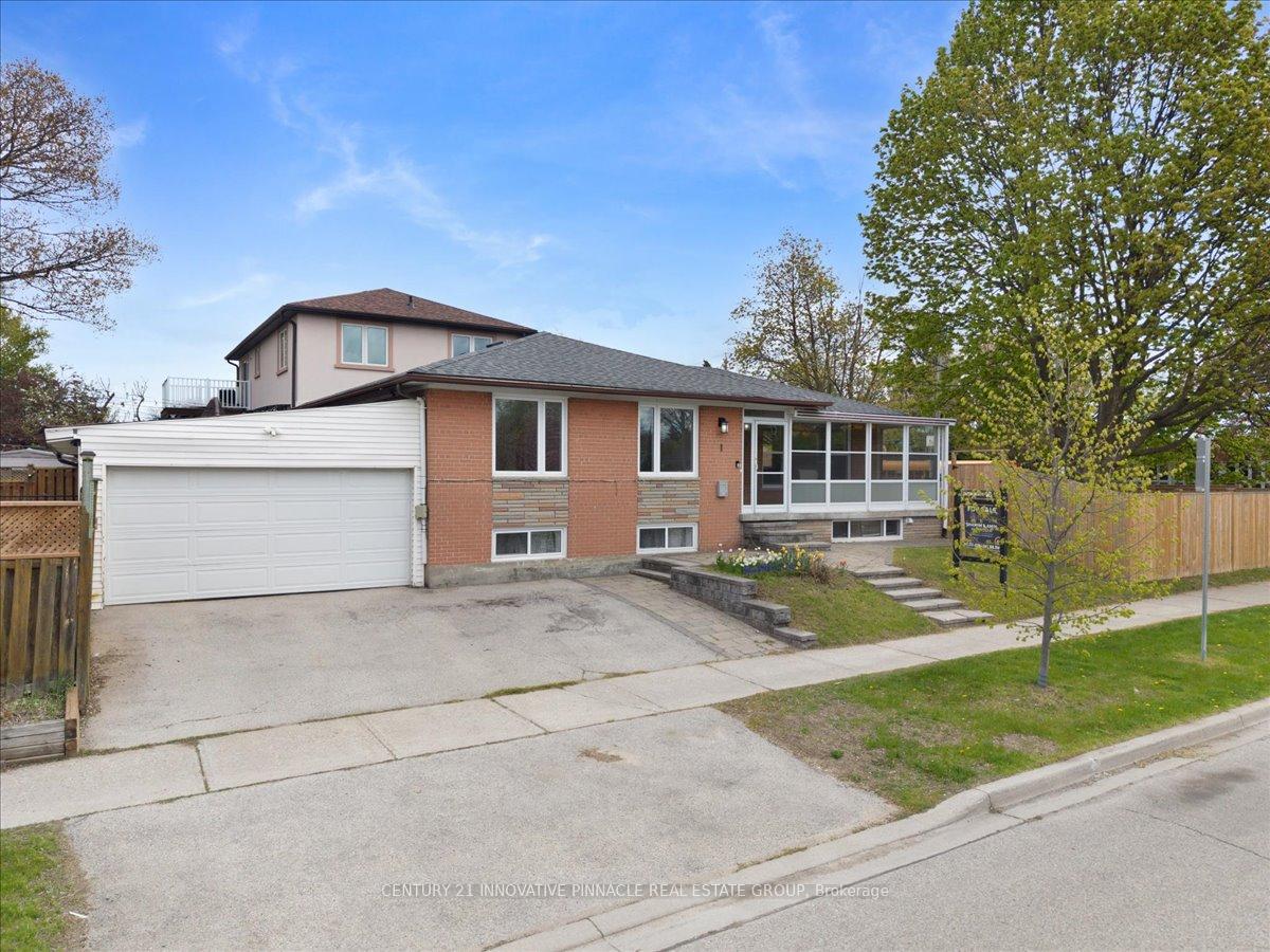 1 Judhaven Road, Toronto, ON M9V 2P1