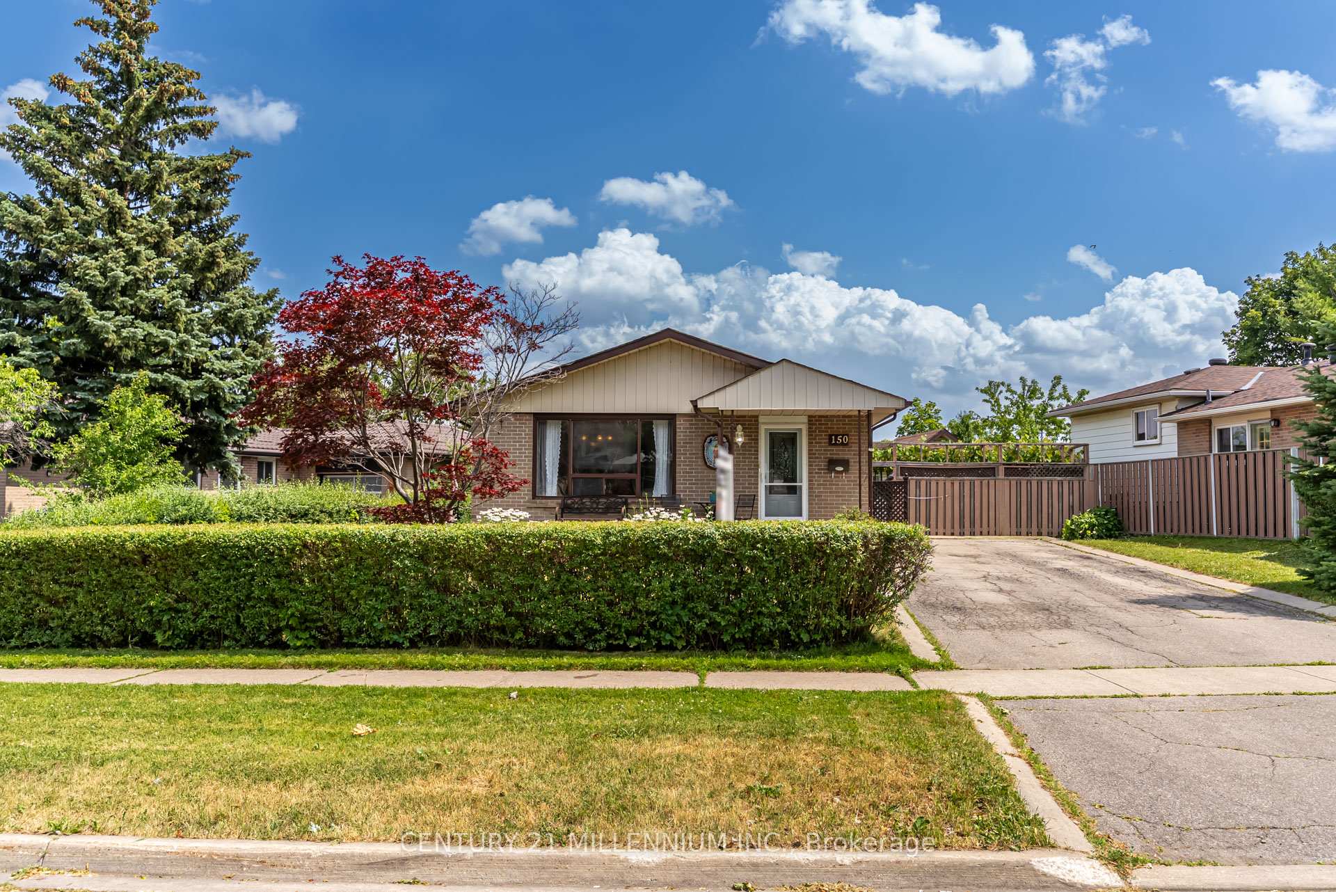 150 Folkstone Crescent, Brampton, ON L6T 3M5