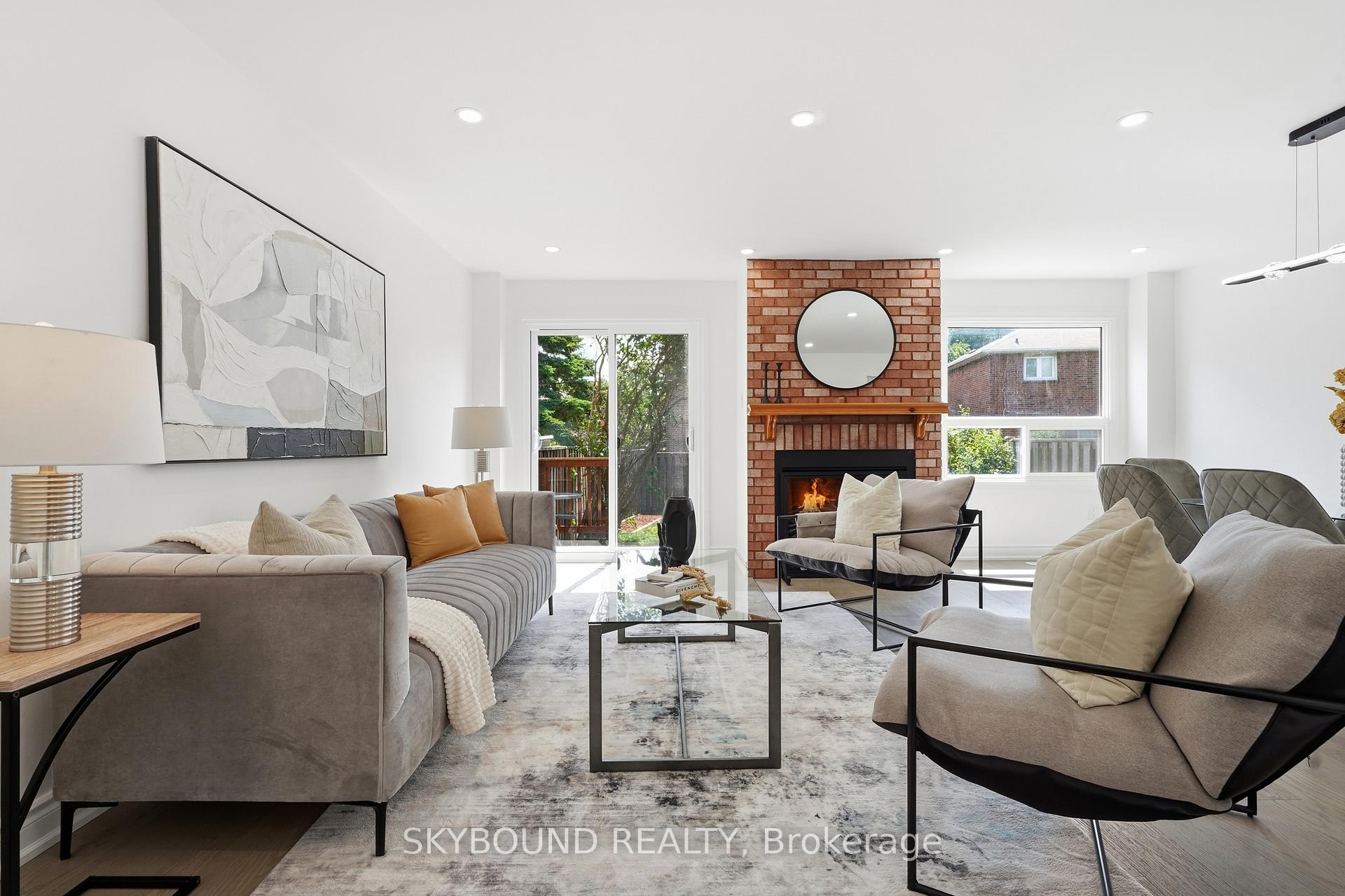 720 Whitfield Terrace, Mississauga, ON L5R 3H8