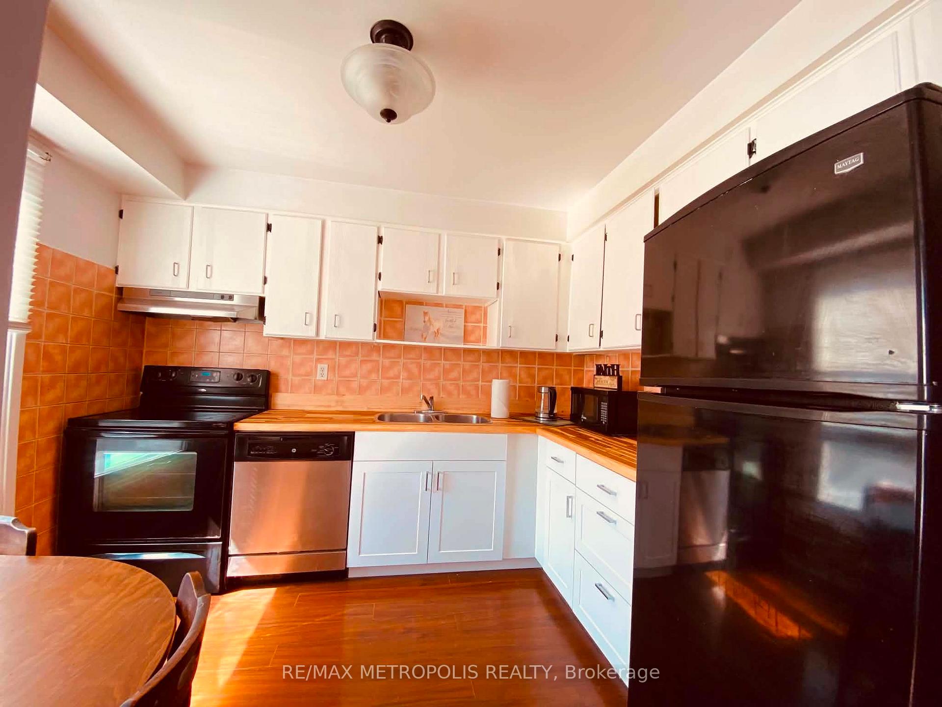 85 Elmvale Avenue, Brampton, ON L6Z 1A6