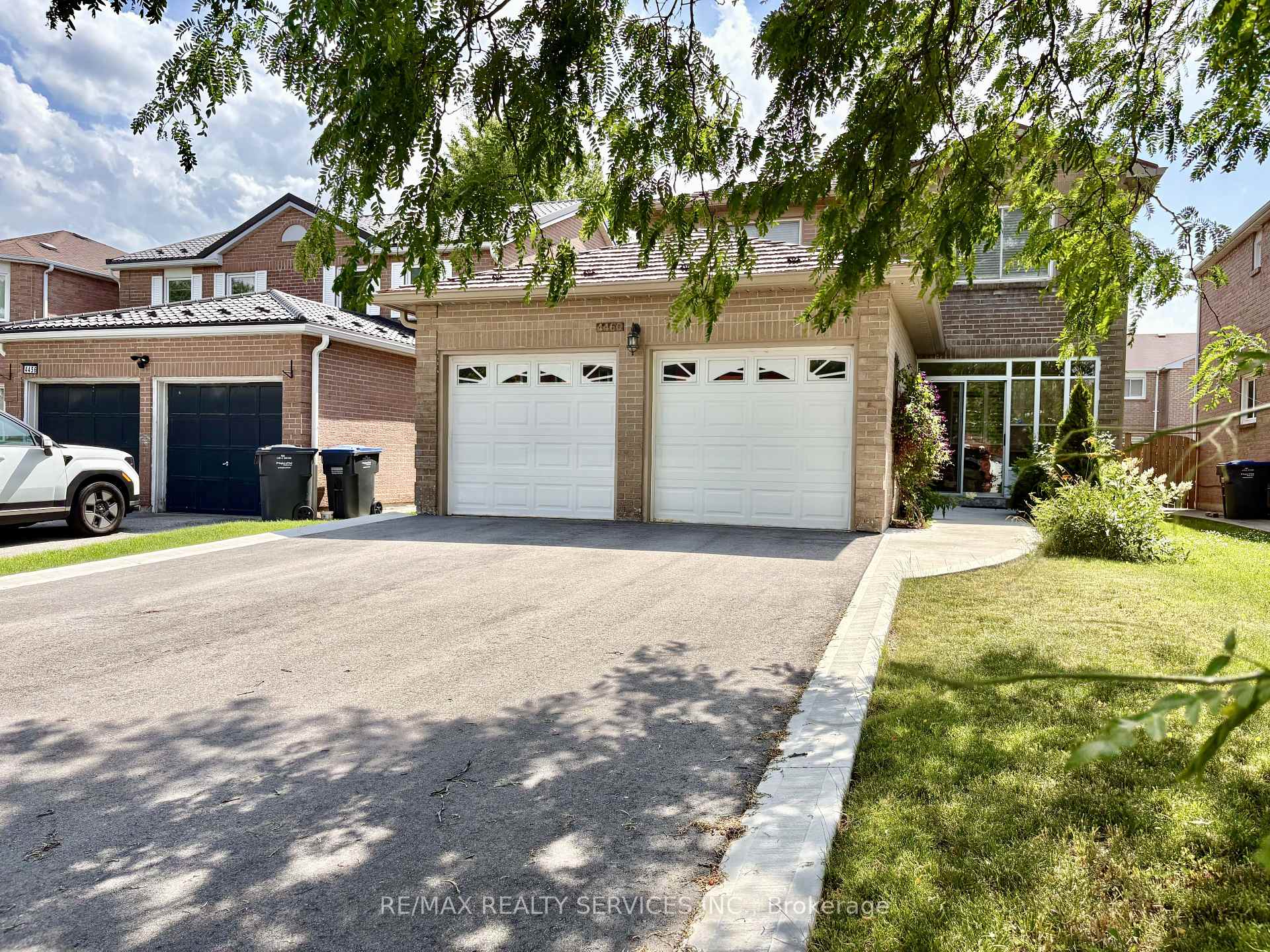 4460 Ashley Avenue, Mississauga, ON L5R 2A2