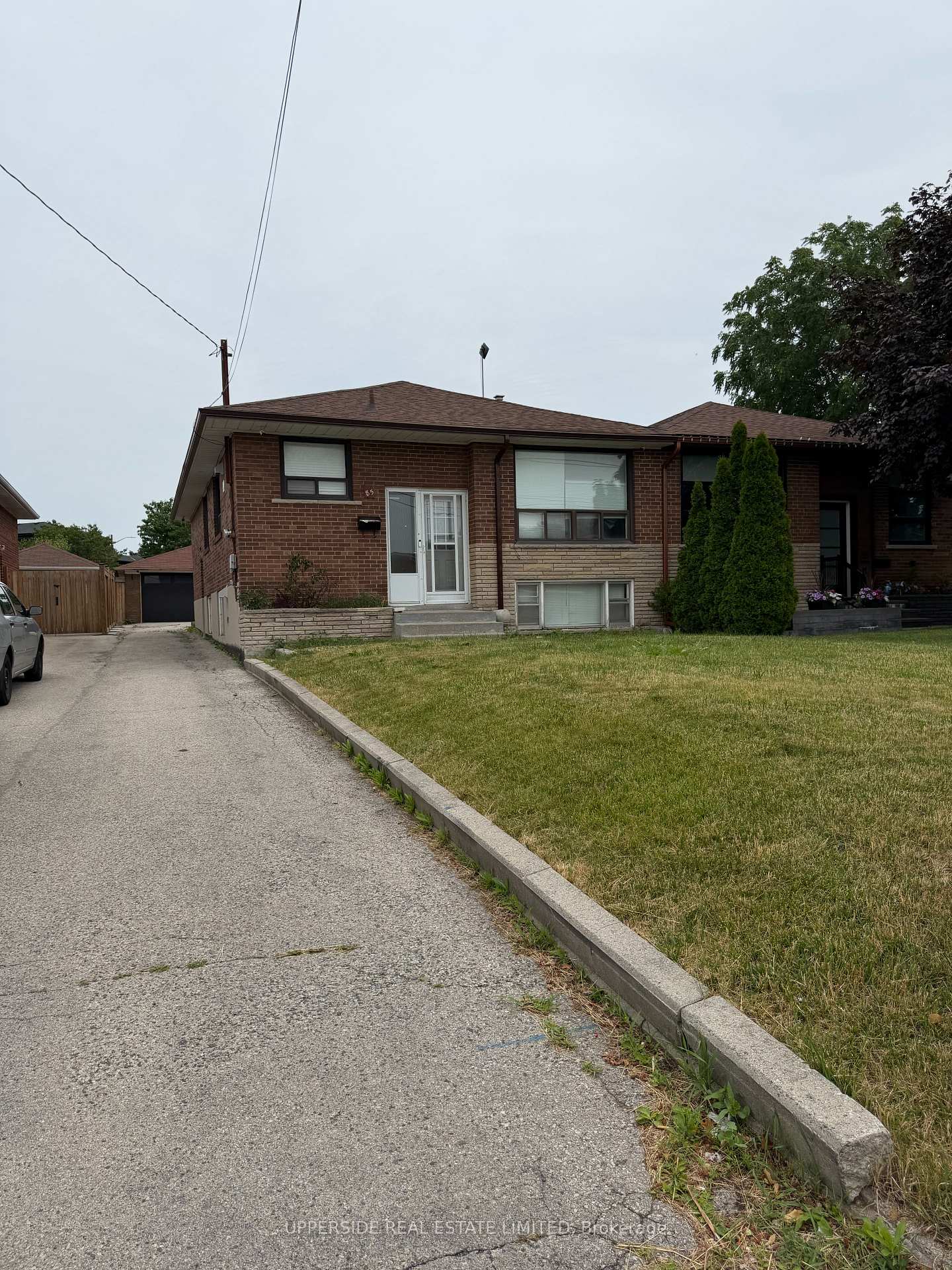 85 Mulholland Avenue, Toronto, ON M6A 2S5
