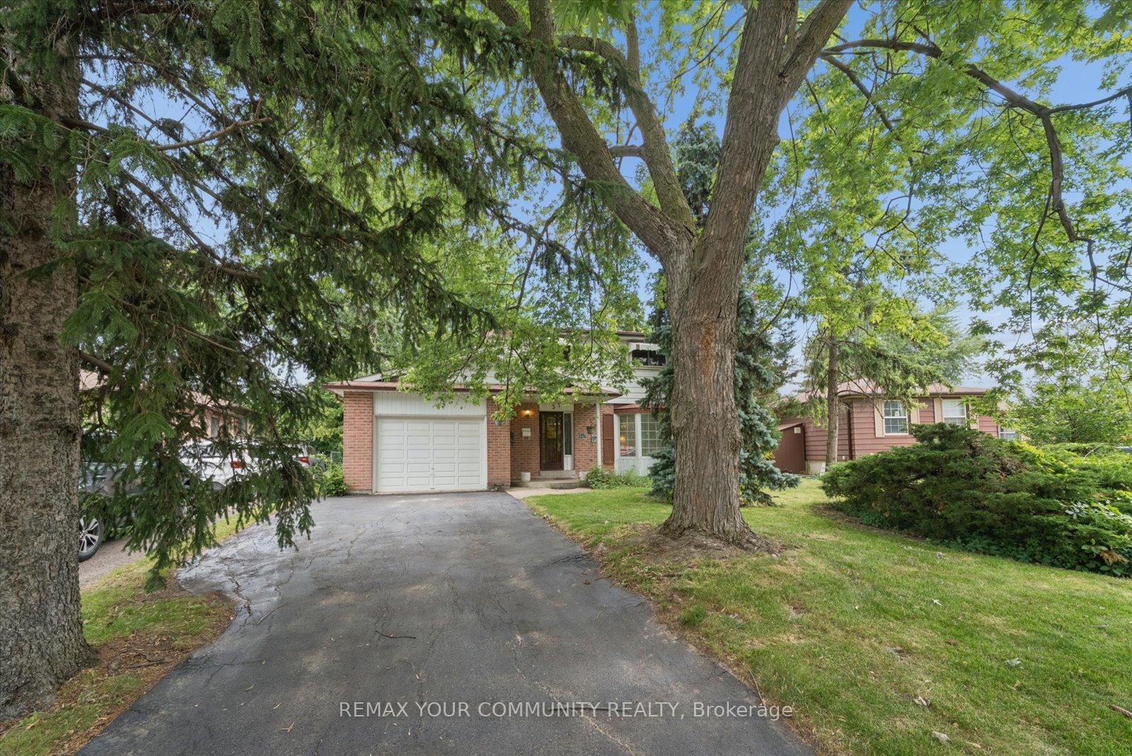 31 Deloraine Drive, Brampton, ON L6T 1T6