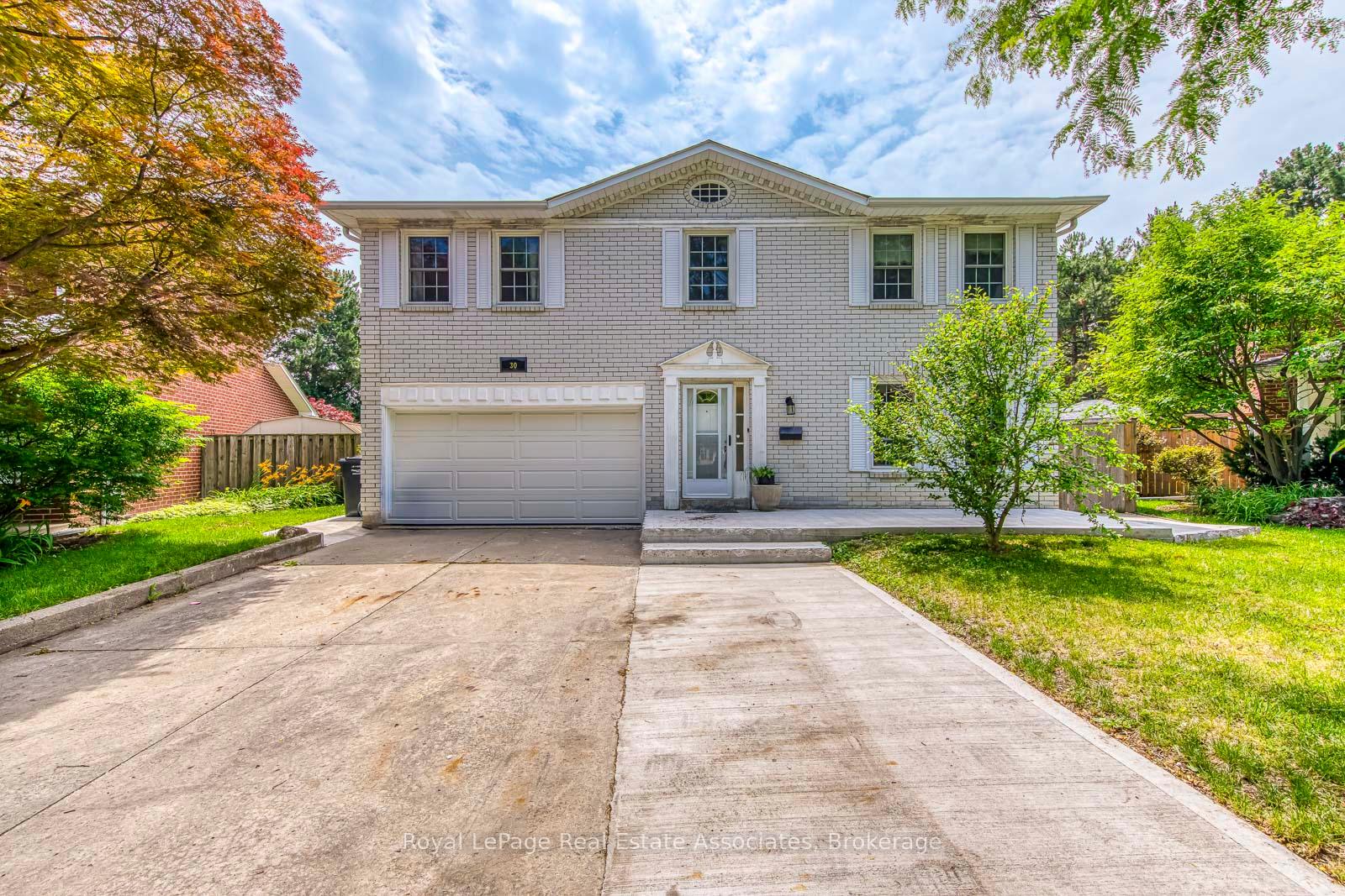 30 Marlow Place, Brampton, ON L6S 2X3