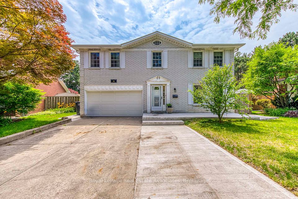 30 Marlow Place, Brampton, ON L6S 2X3