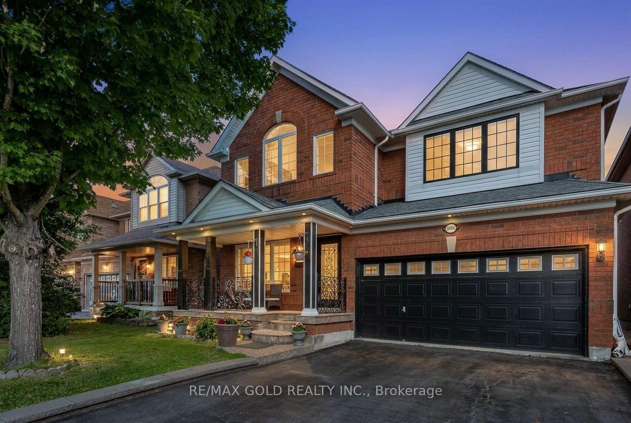 3986 Regatta Court, Mississauga, ON L5M 6L9