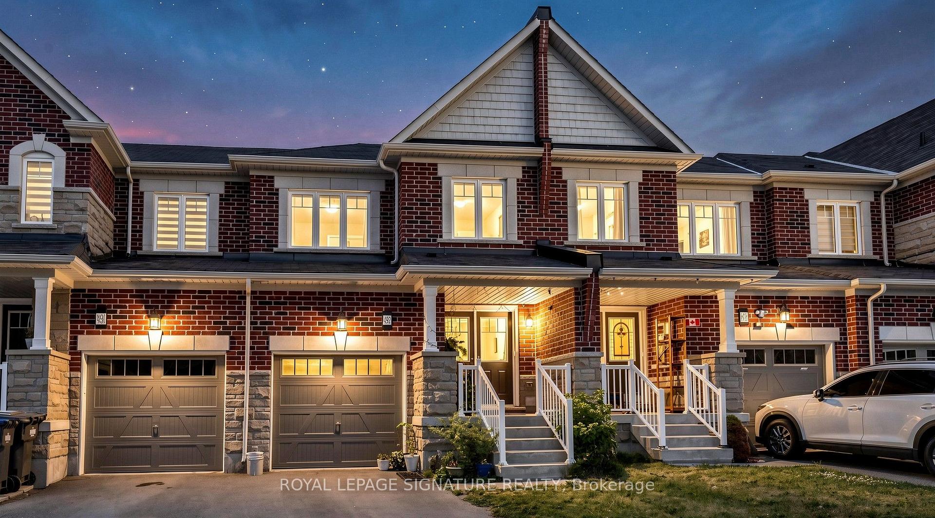 492 Queen Mary Drive, Brampton, ON L7A 0C7