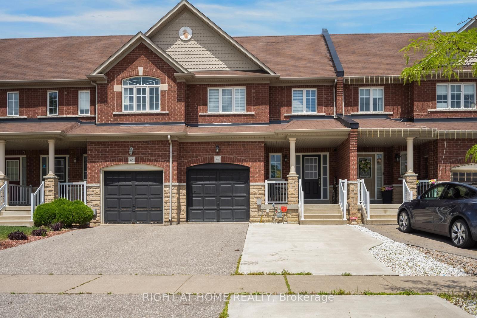 47 Oklahoma Drive, Brampton, ON L6P 3J7