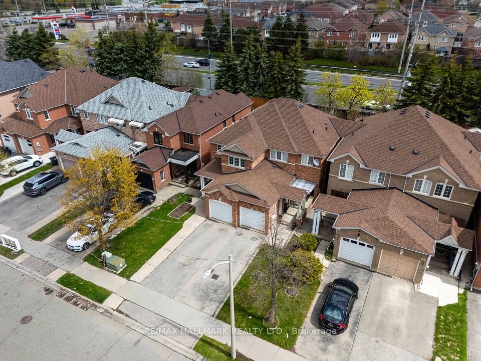 96 Olympia Crescent, Brampton, ON L6X 4W3