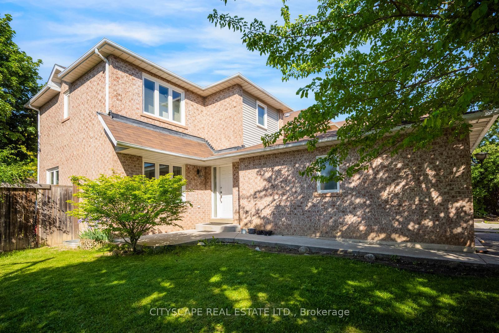 65 Mullis Crescent, Brampton, ON L6Y 4S9