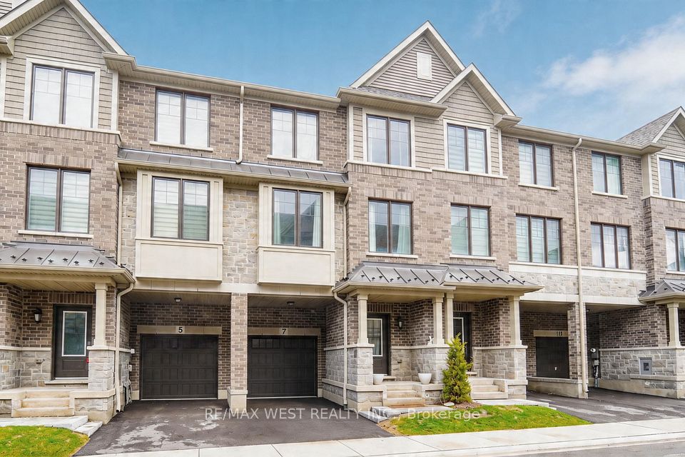 7 Folcroft Street W, Brampton, ON L6Y 0B6