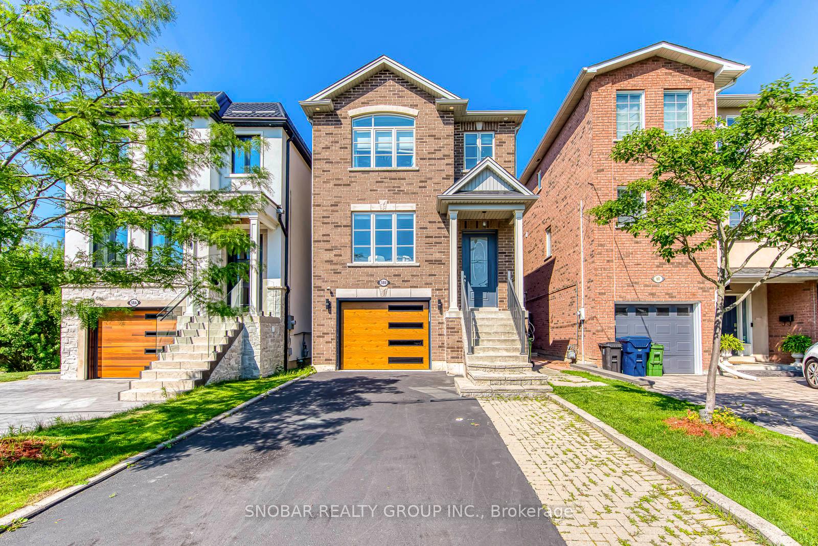58B Thirty Second Street, Toronto, ON M8W 3G5