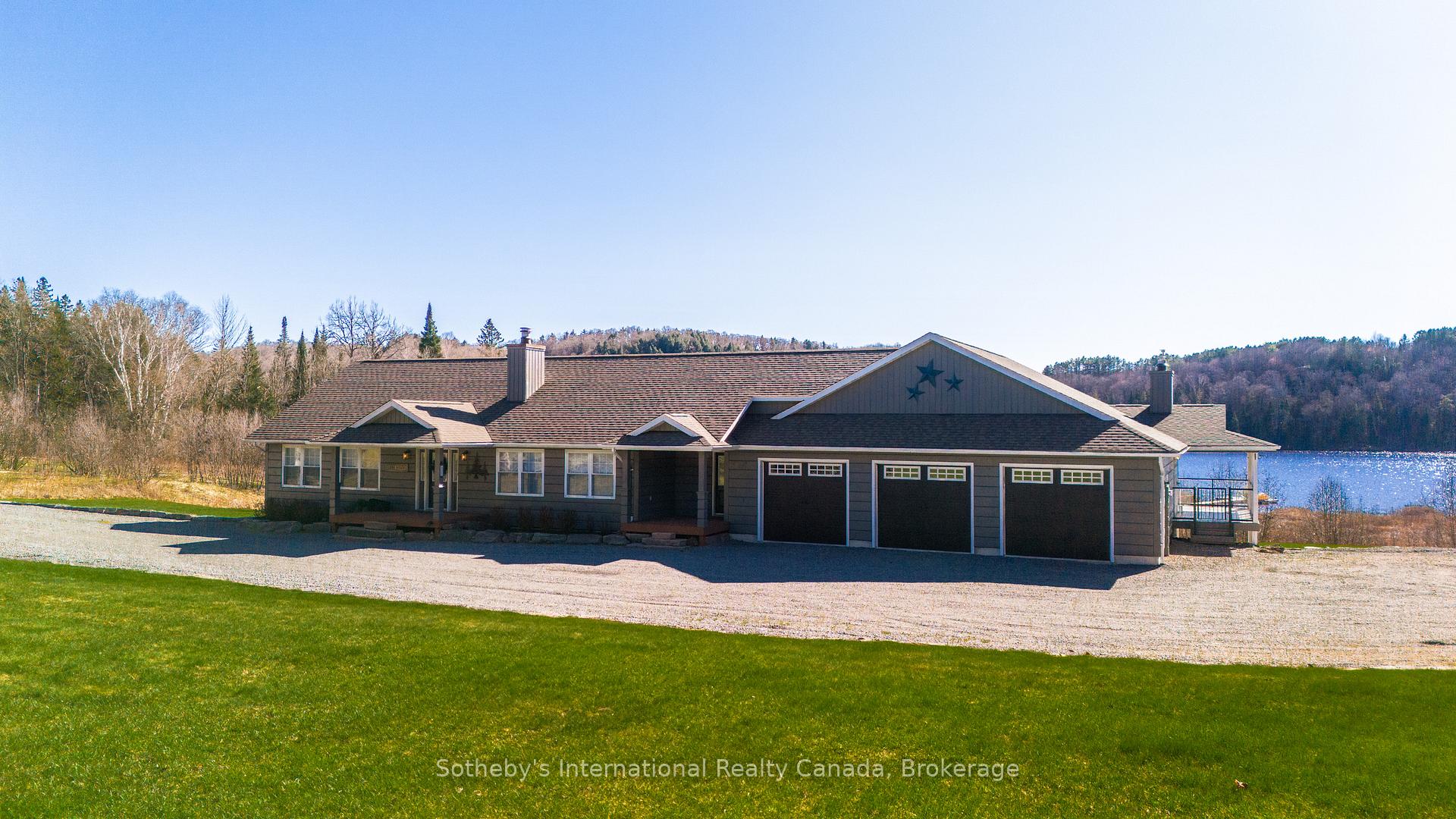 427 WEST BROWNS Road, Huntsville, ON P1H 0J2
