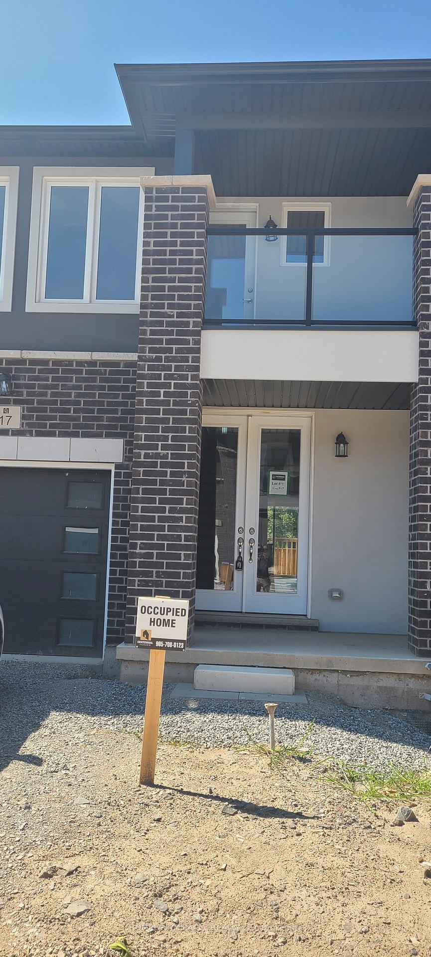 17 Renfrew Trail, Welland, ON L3C 0K2