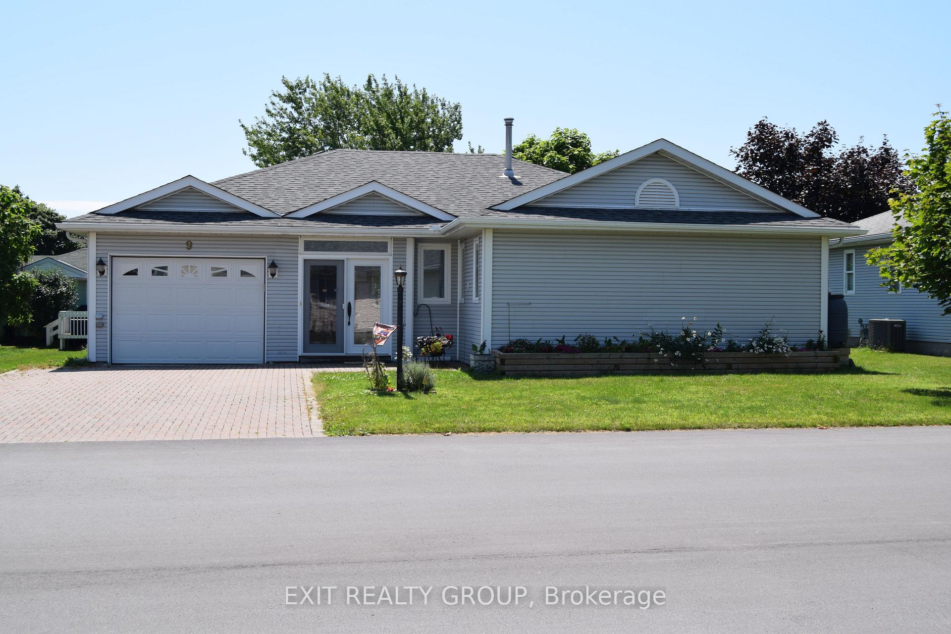 9 Empire Boulevard, Prince Edward County, ON K0K 3L0