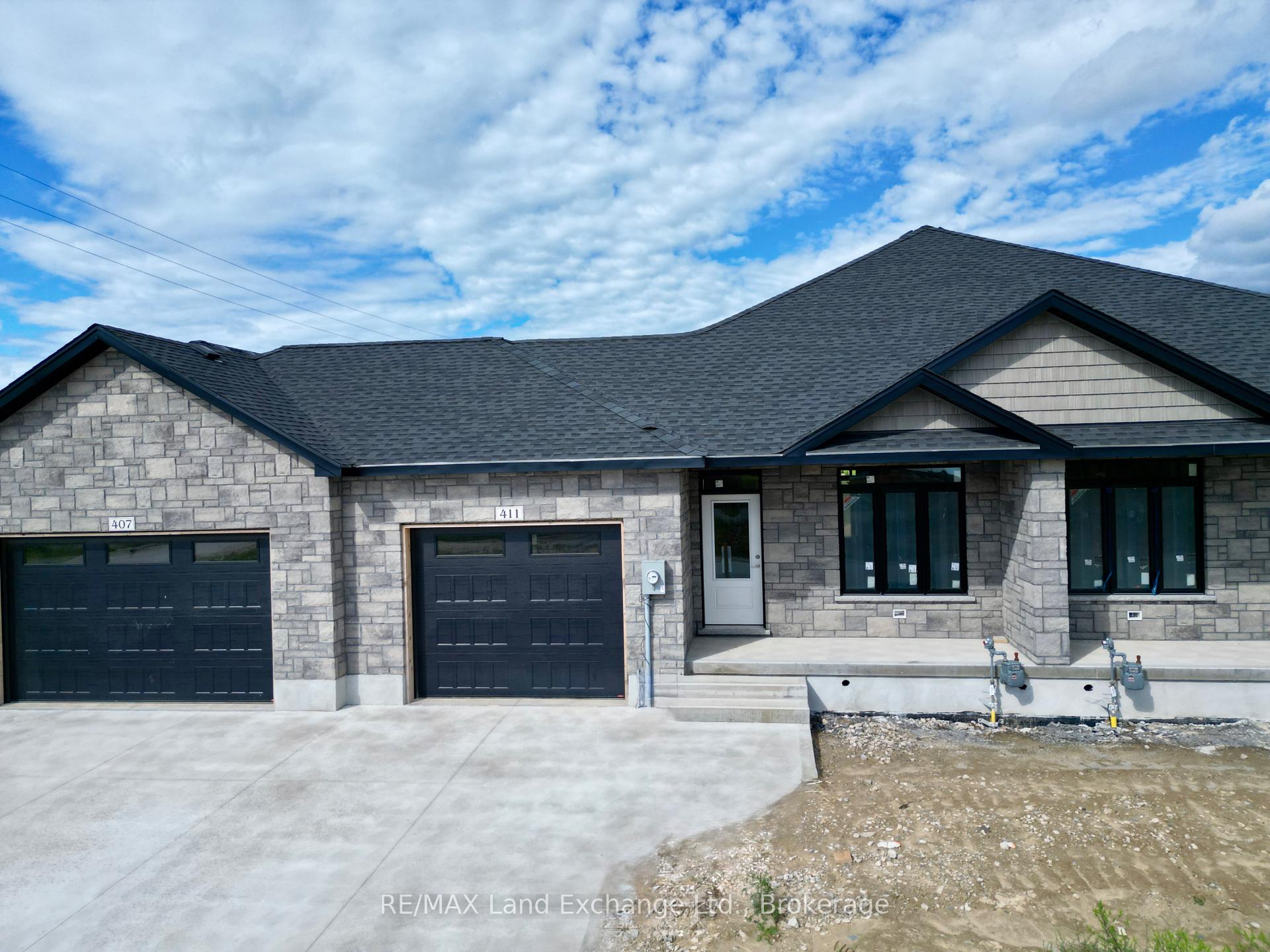 411 Ivings Drive, Saugeen Shores, ON N0H 2C1