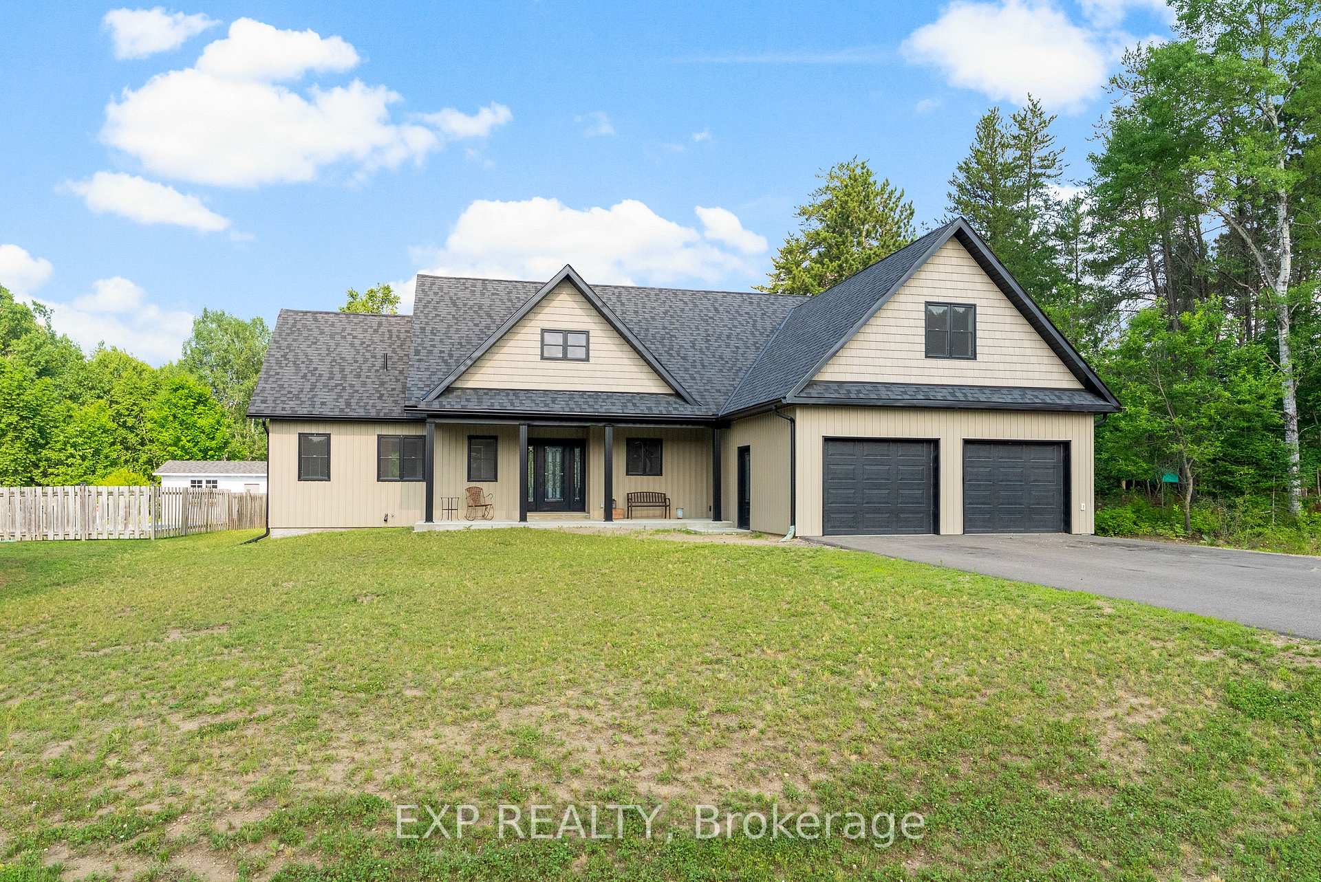 51 Yantha Crescent, Madawaska Valley, ON K0J 1B0