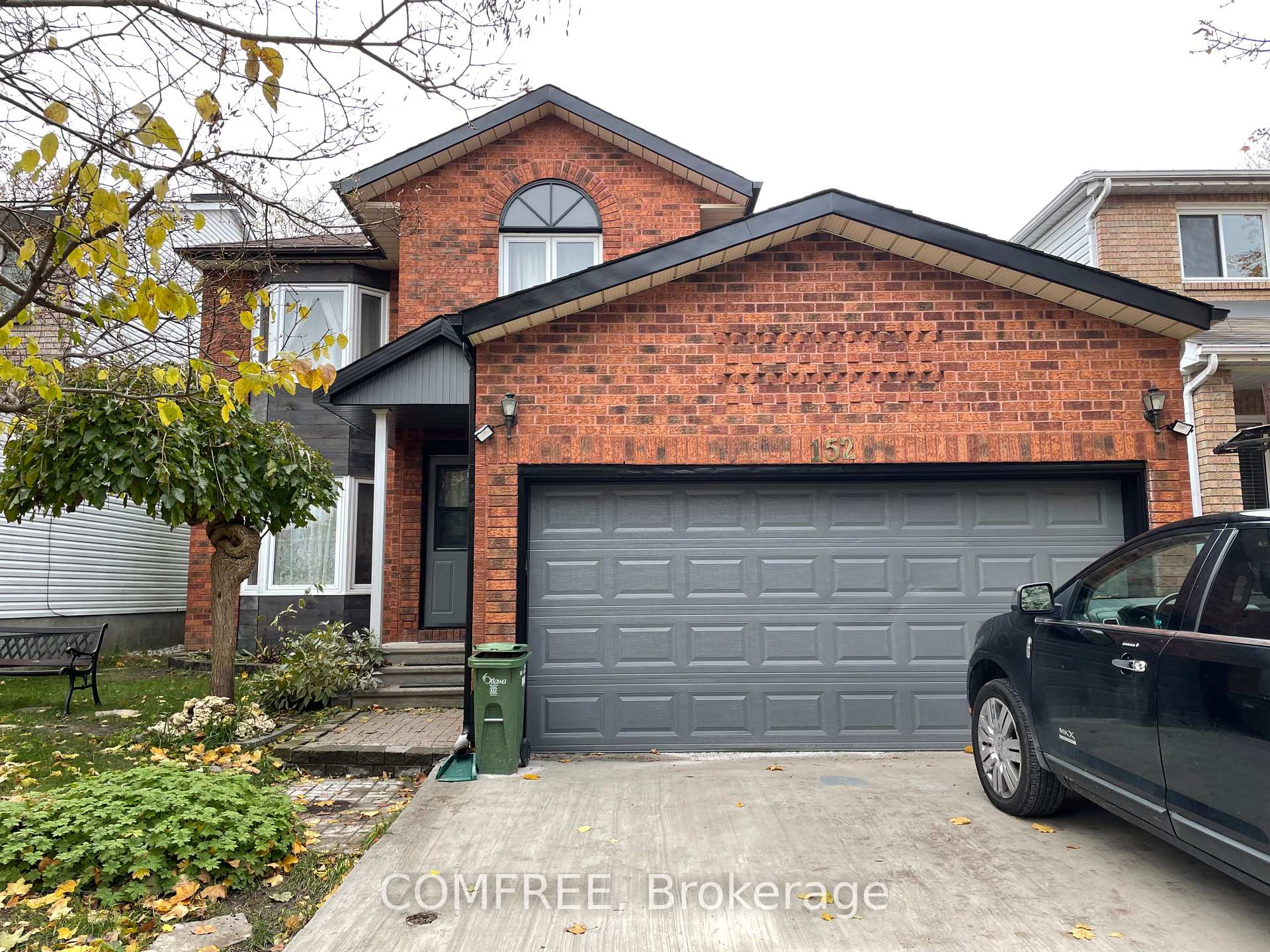 152 Twyford Street, Hunt Club - Windsor Park Village and Area, ON K1V 0V7