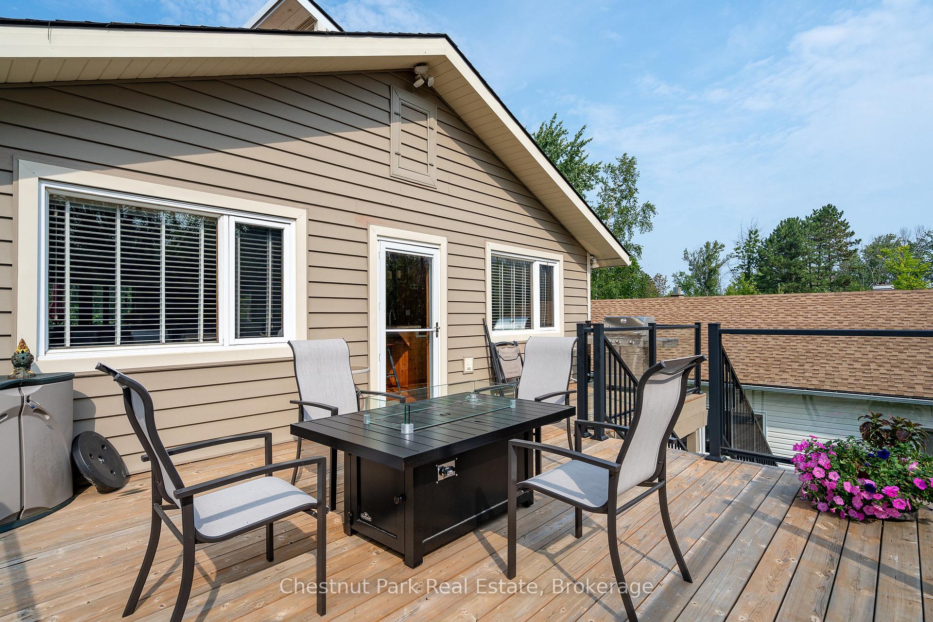 119 Martin Grove, Blue Mountains, ON L9Y 0N5