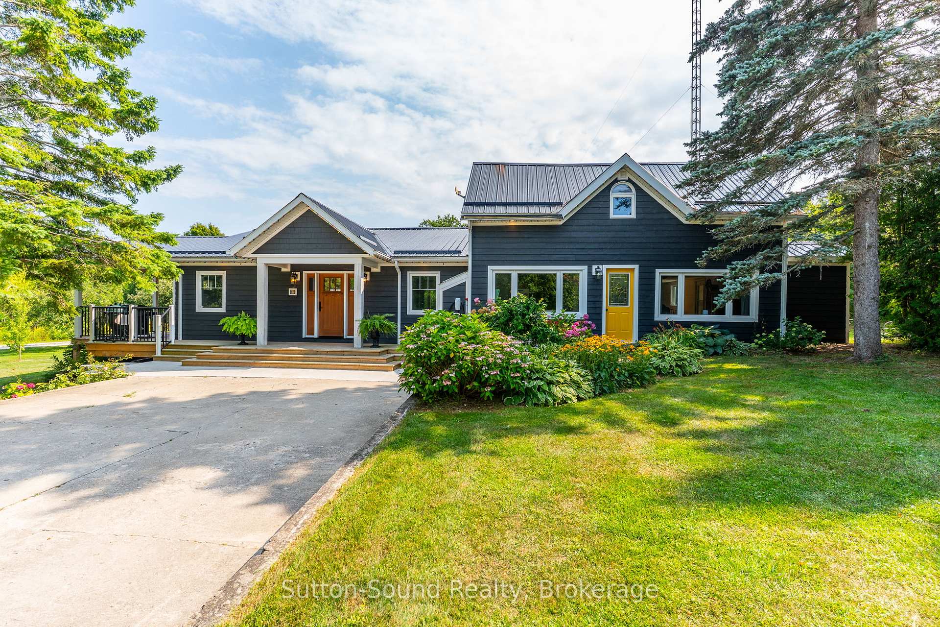 87 Meadowland Road, South Bruce Peninsula, ON N0H 2T0