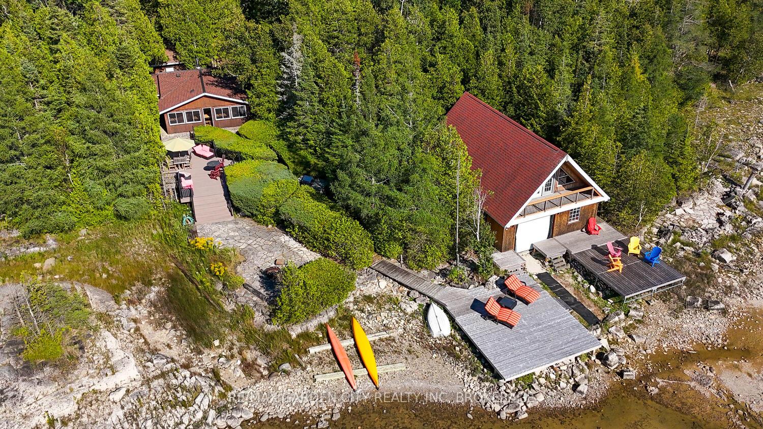 165 Simpson Avenue, Northern Bruce Peninsula, ON N0H 2R0
