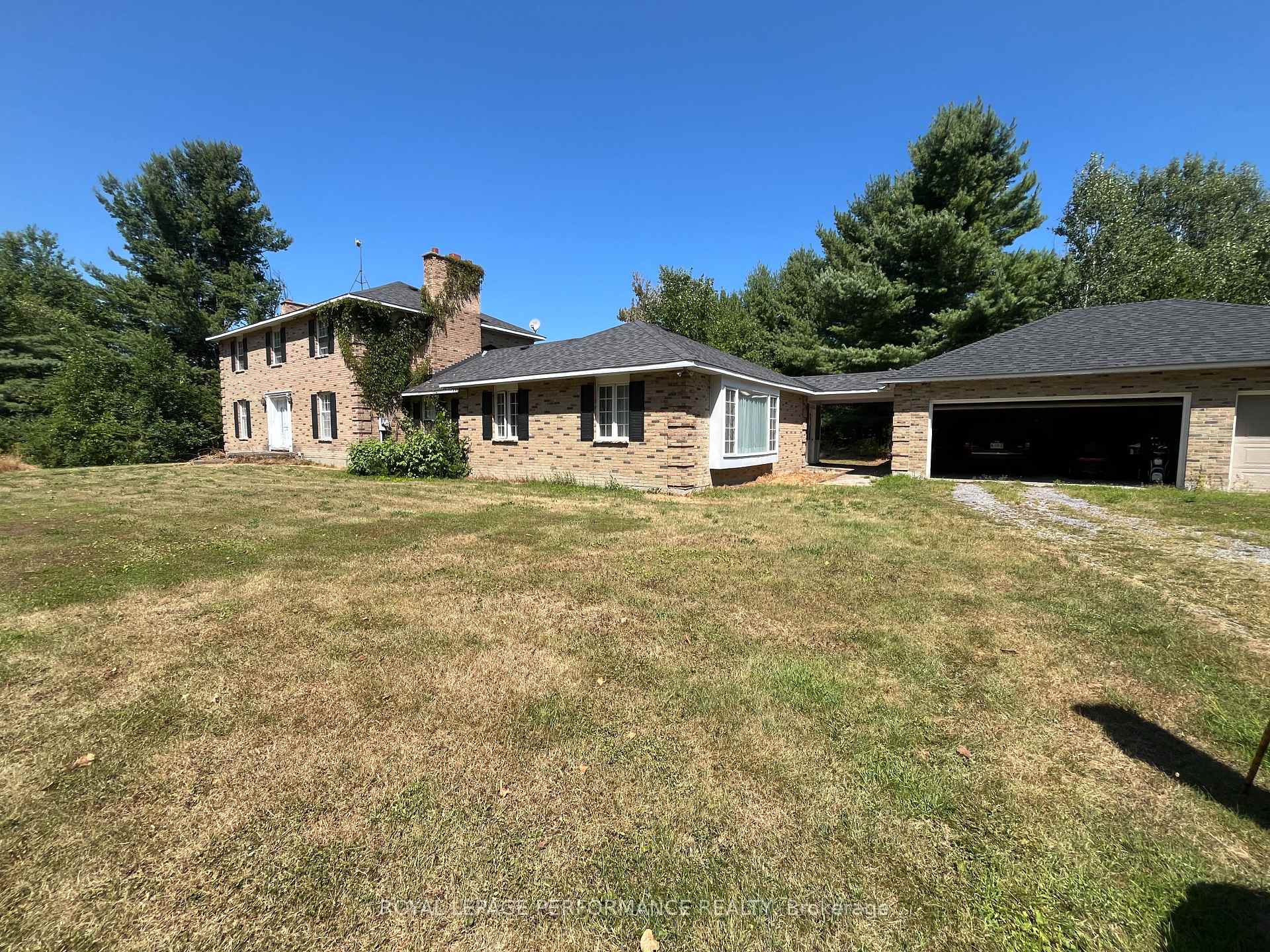2620 Marchurst Road, Kanata, ON K0A 1T0