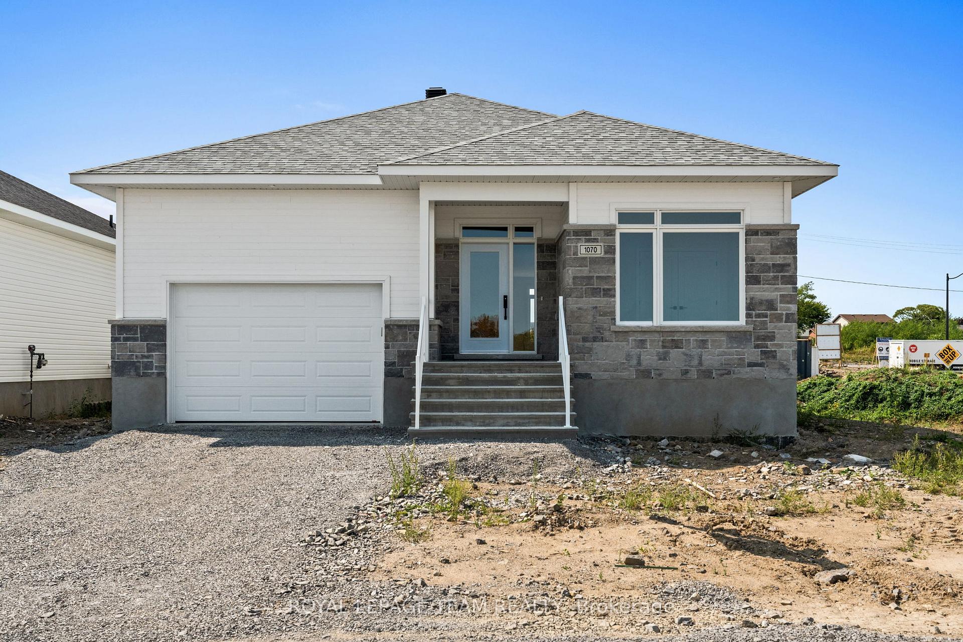 1070 Turner Drive, Brockville, ON K6V 0G8