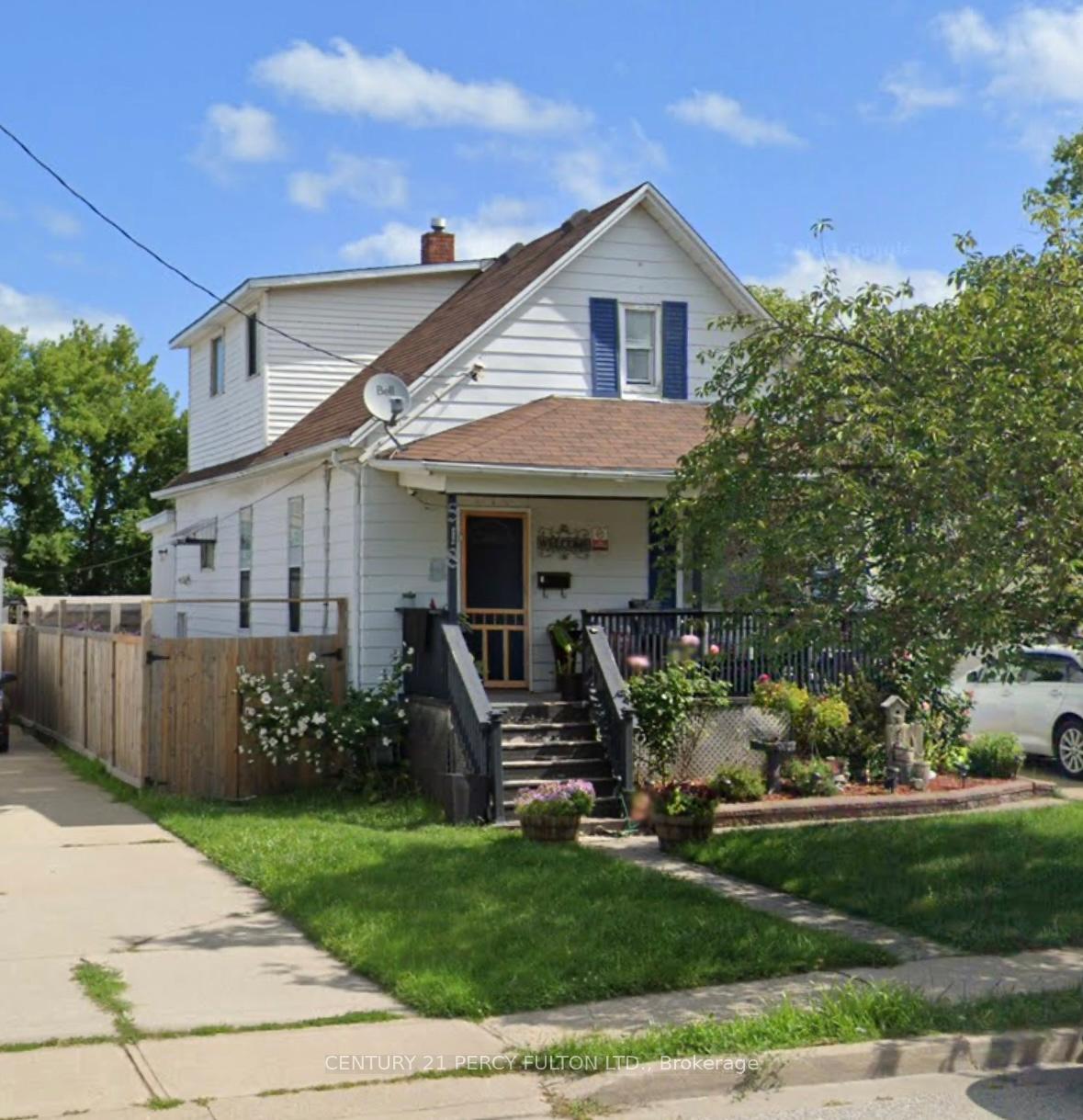 518 George Street, Sarnia, ON N7T 4P9