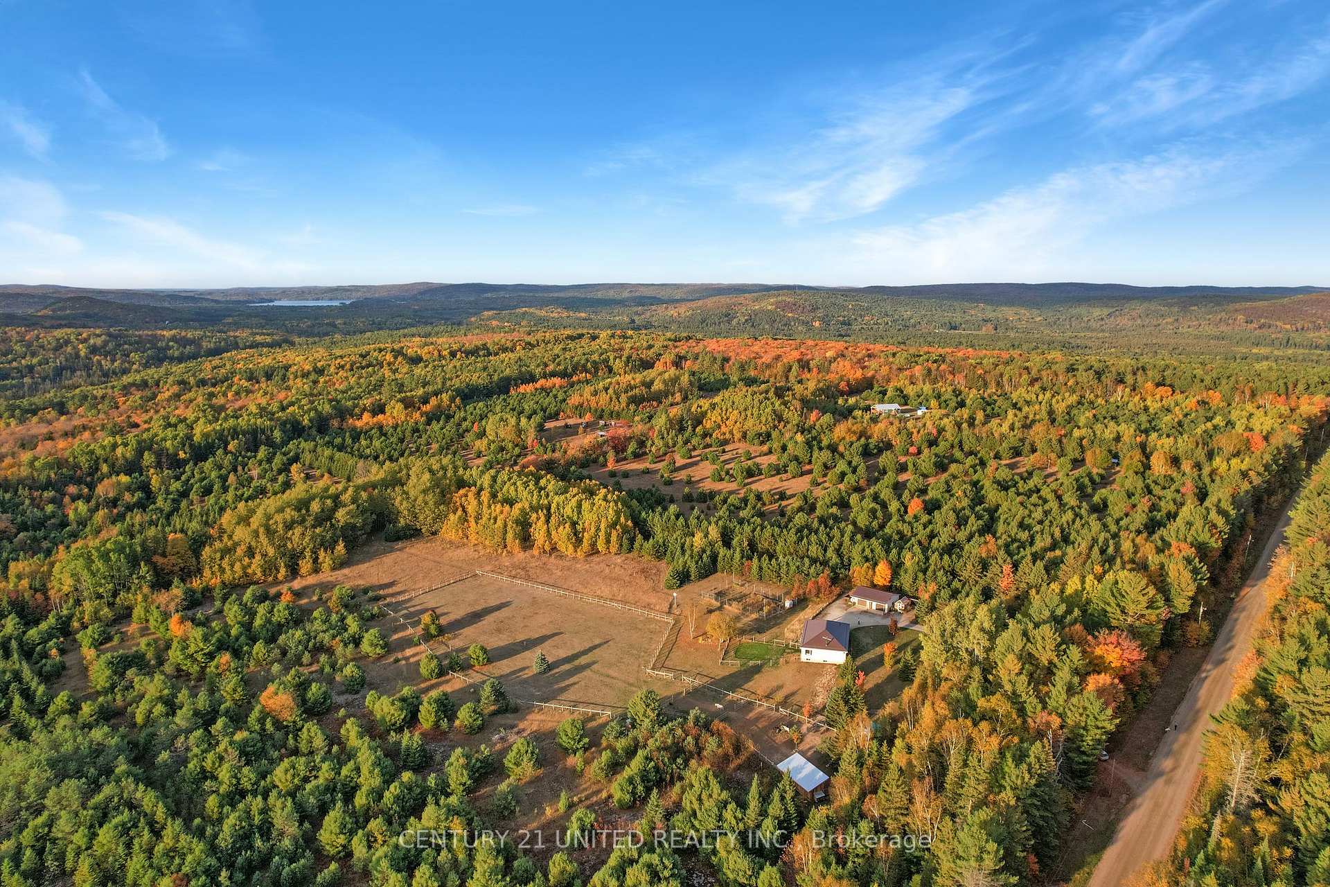 31 McLean Road, Hastings Highlands, ON K0L 2R0