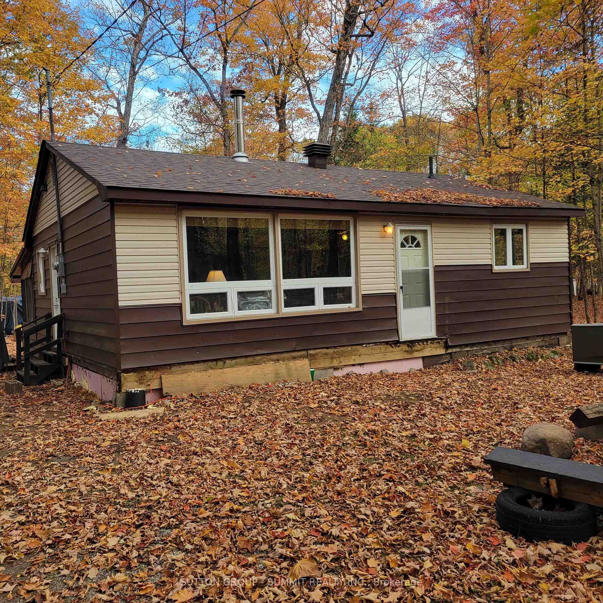 57 Maple Grove Drive, Huntsville, ON P1H 2J3