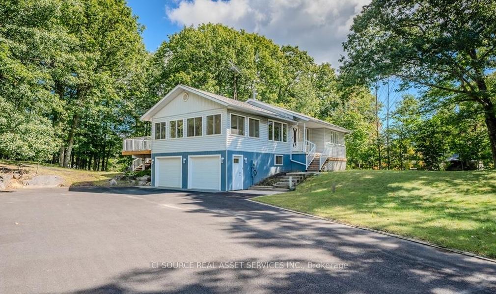 9 Indian Crescent, Muskoka Lakes, ON P0B 1J0