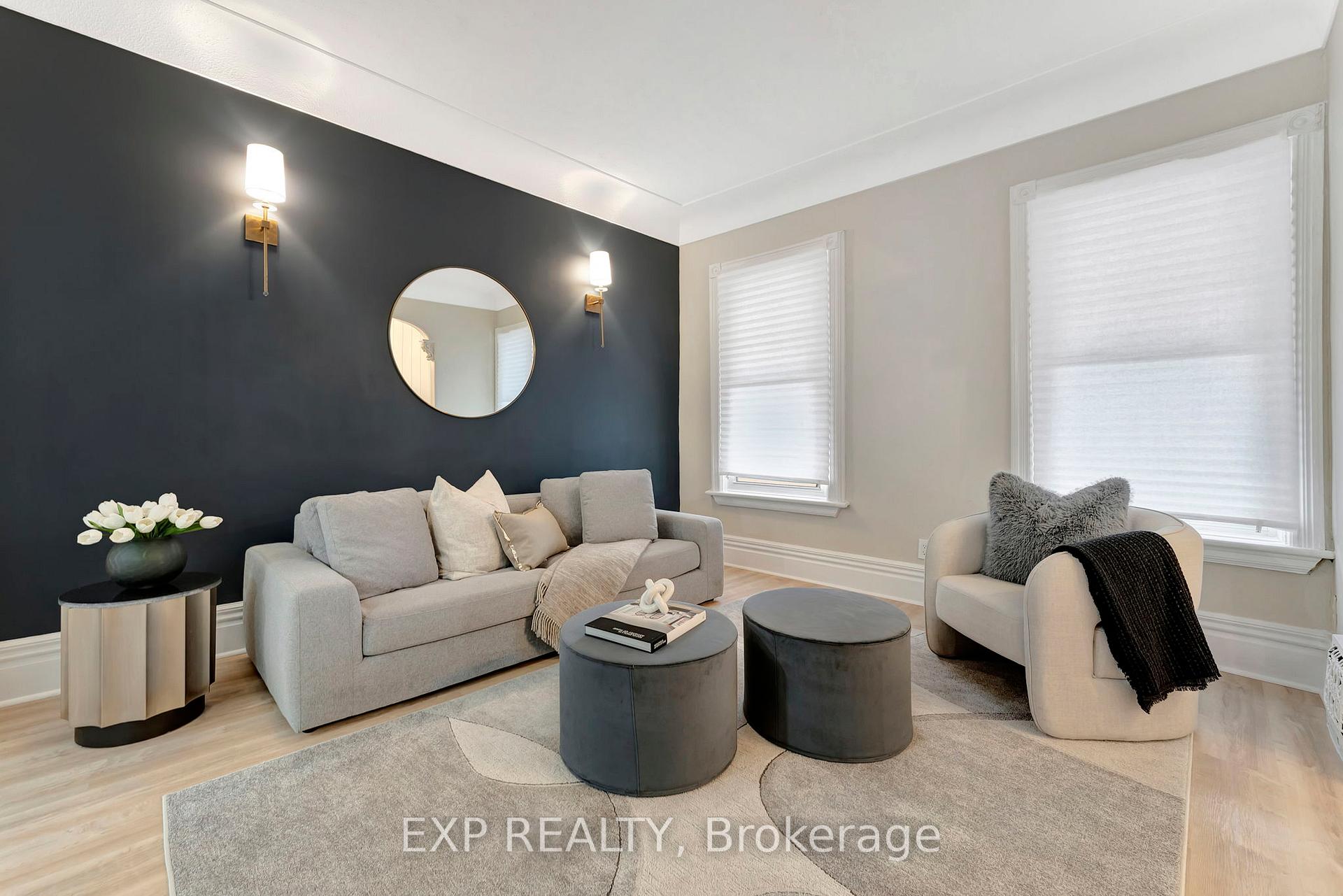 142 Sanford Avenue N, Hamilton, ON L8L 5Z5