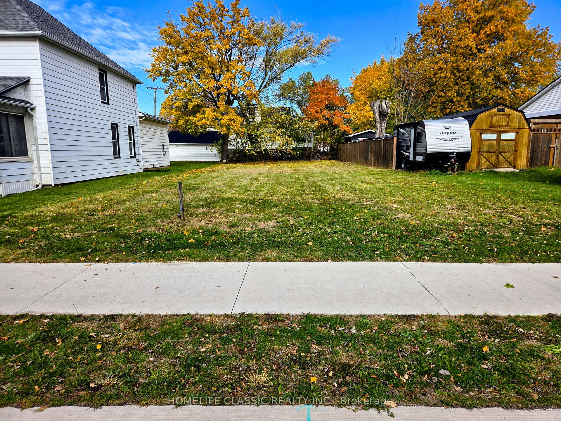 38 N FORKS Road, Welland, ON L3B 5K3