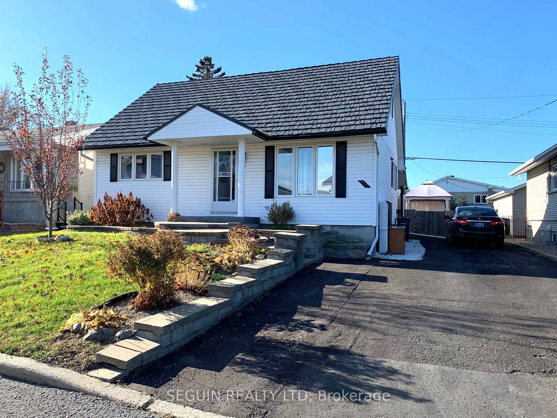 460 Theriault Street, Hawkesbury, ON K6A 1Z3