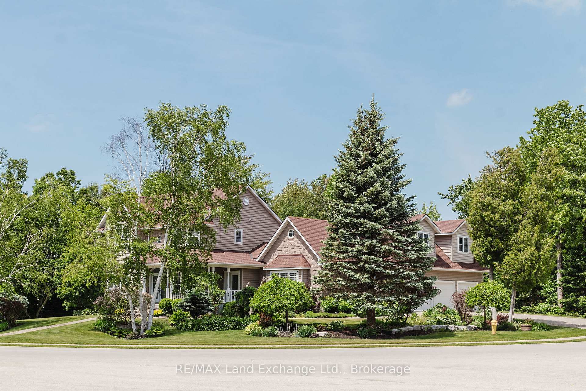 169 Trillium Drive, Saugeen Shores, ON N0H 2C2