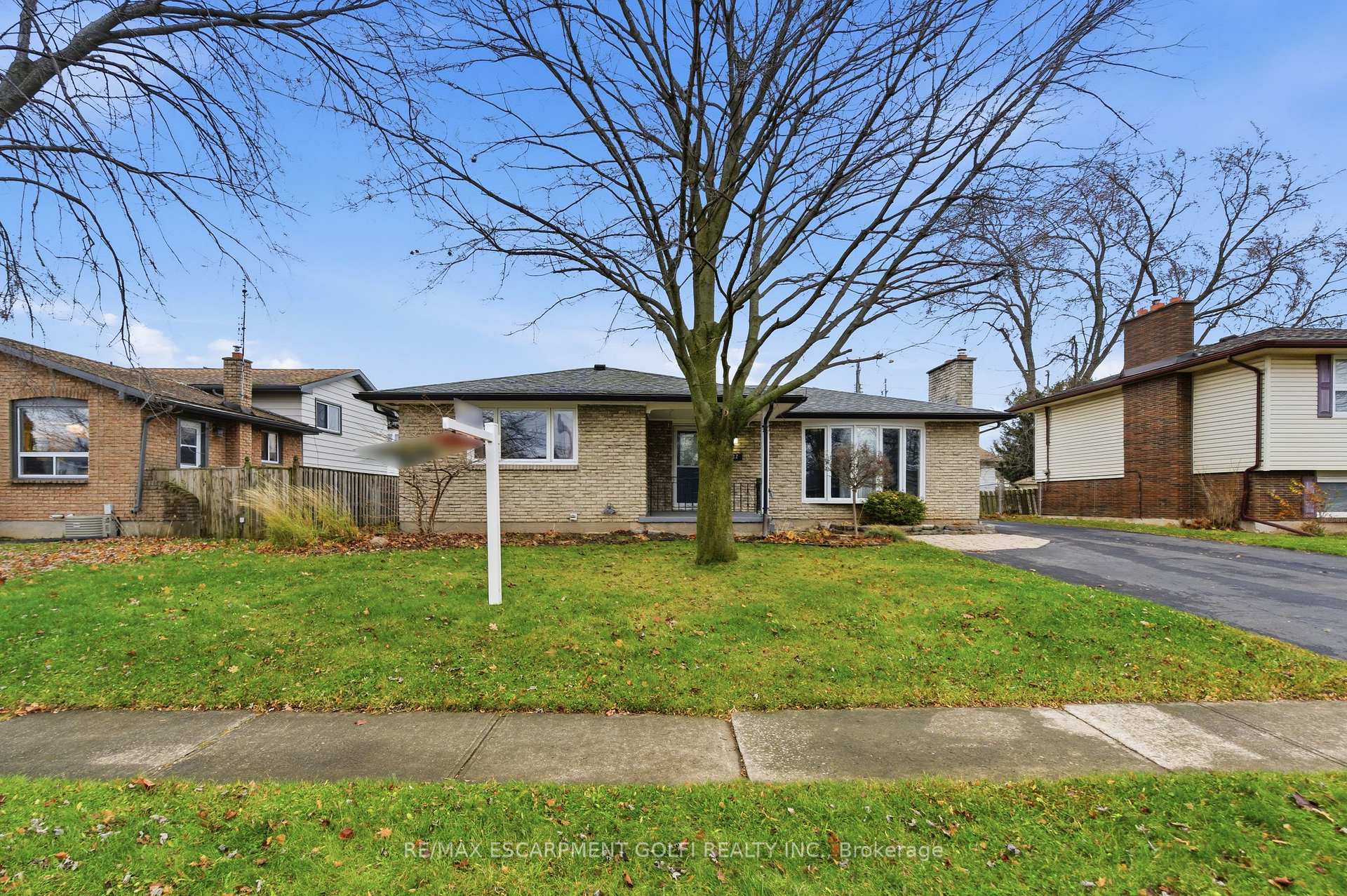 22 Colonial Street, Welland, ON L3C 5W5