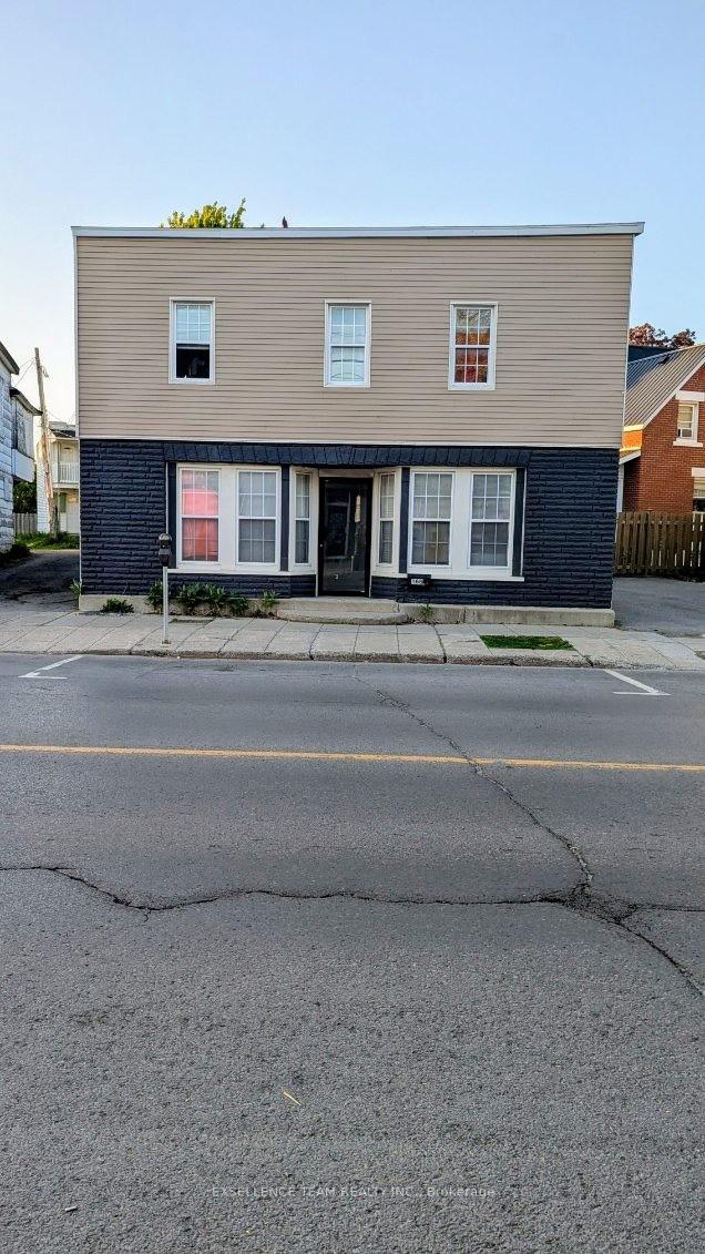166 Montreal Road, Cornwall, ON K6H 1B3