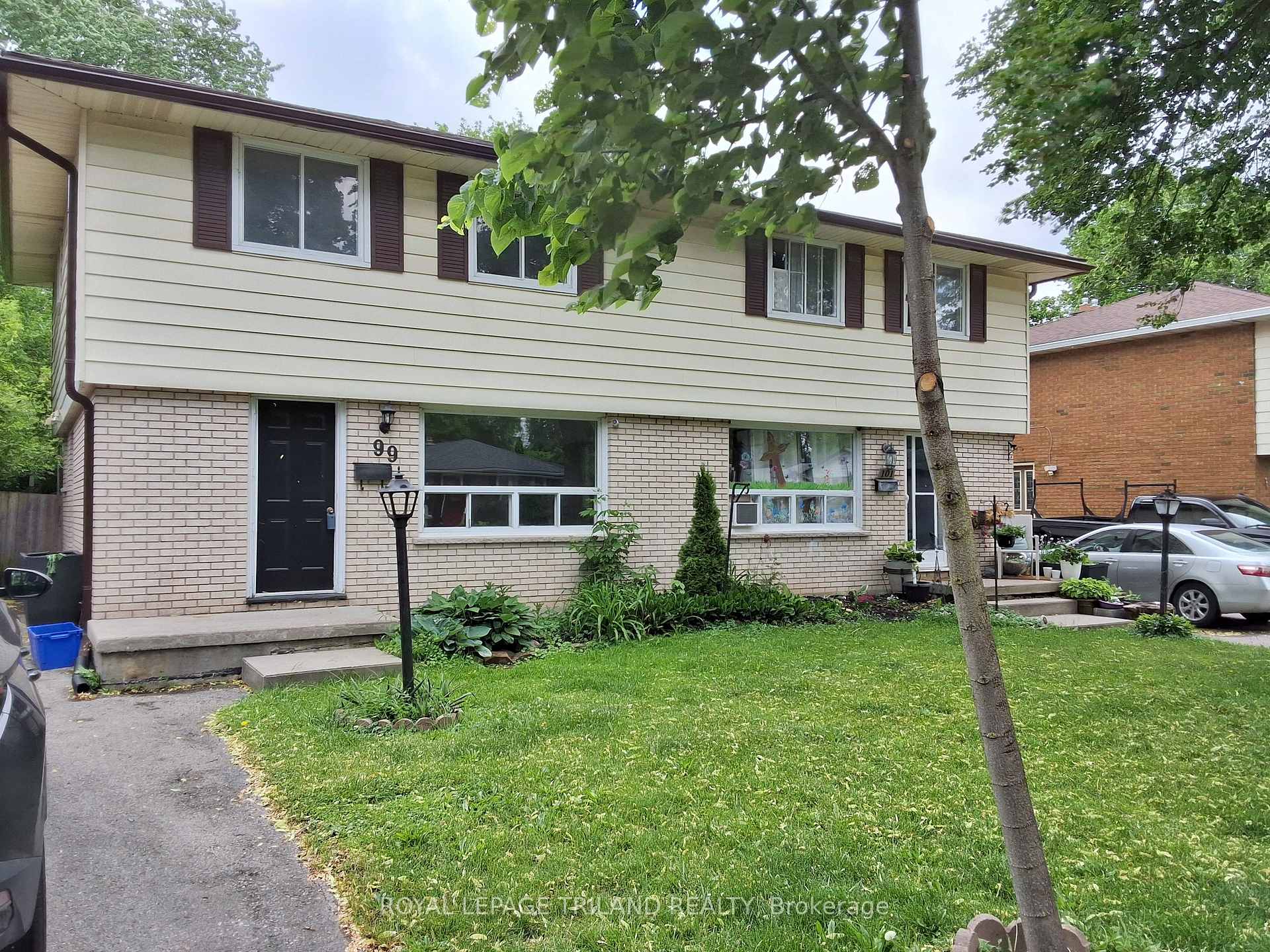 99 Cecilia Avenue, London East, ON N5Y 3Z9