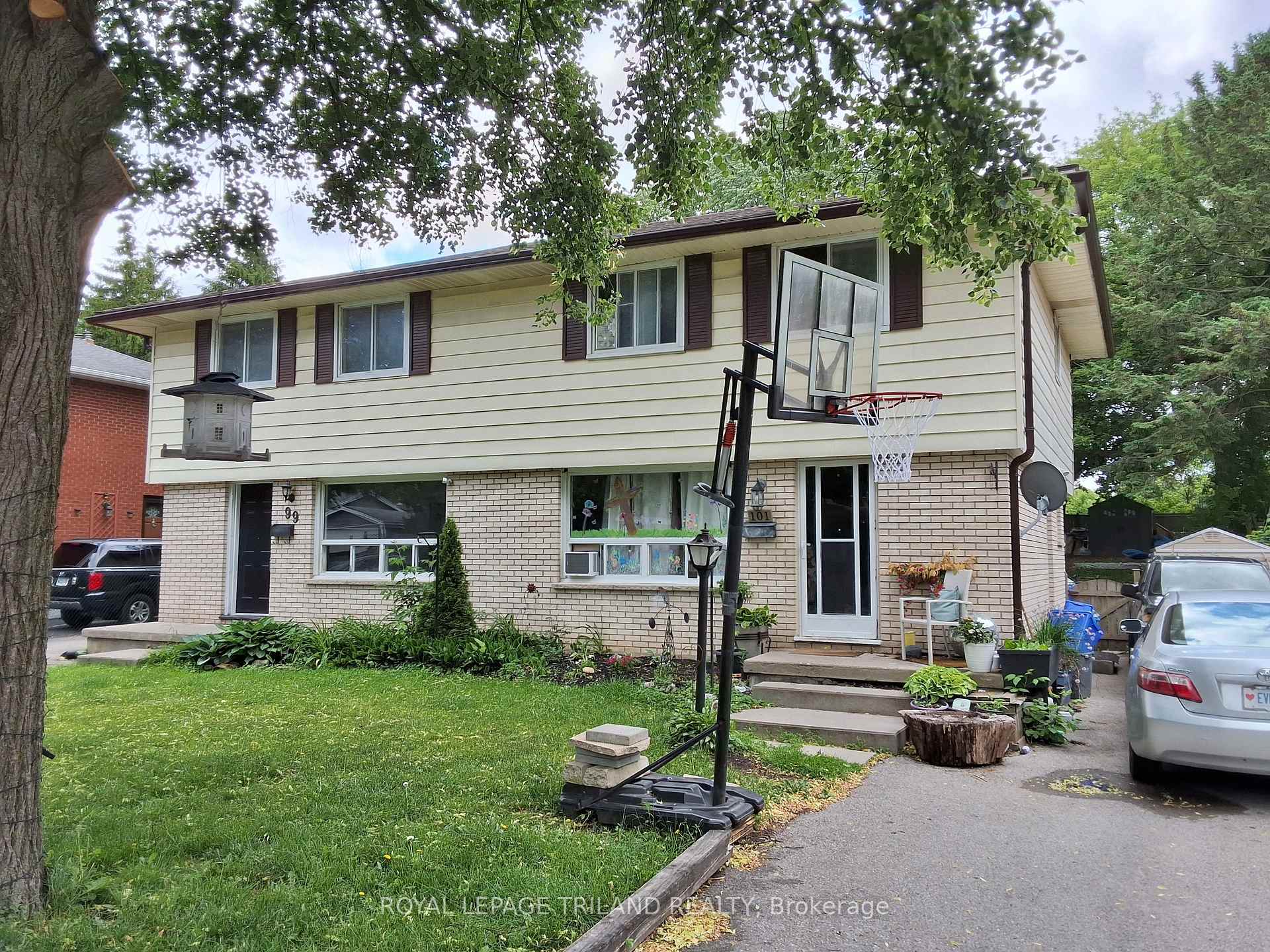 101 Cecilia Avenue, London East, ON N5Y 3Z9