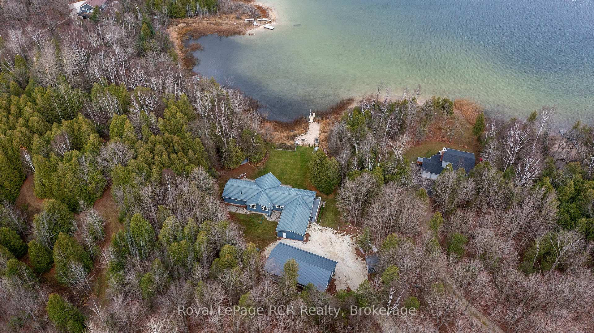 123 Lakeview Road, Grey Highlands, ON N0C 1M0