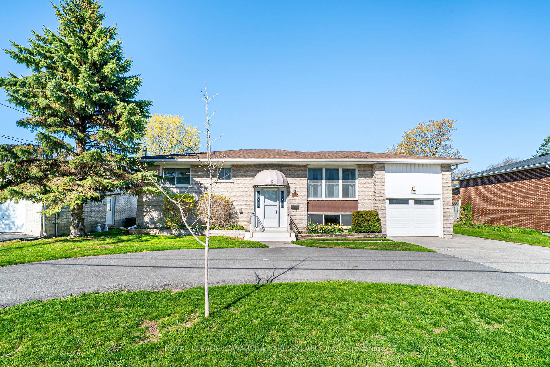 89 Angeline Street S, Kawartha Lakes, ON K9V 3L4