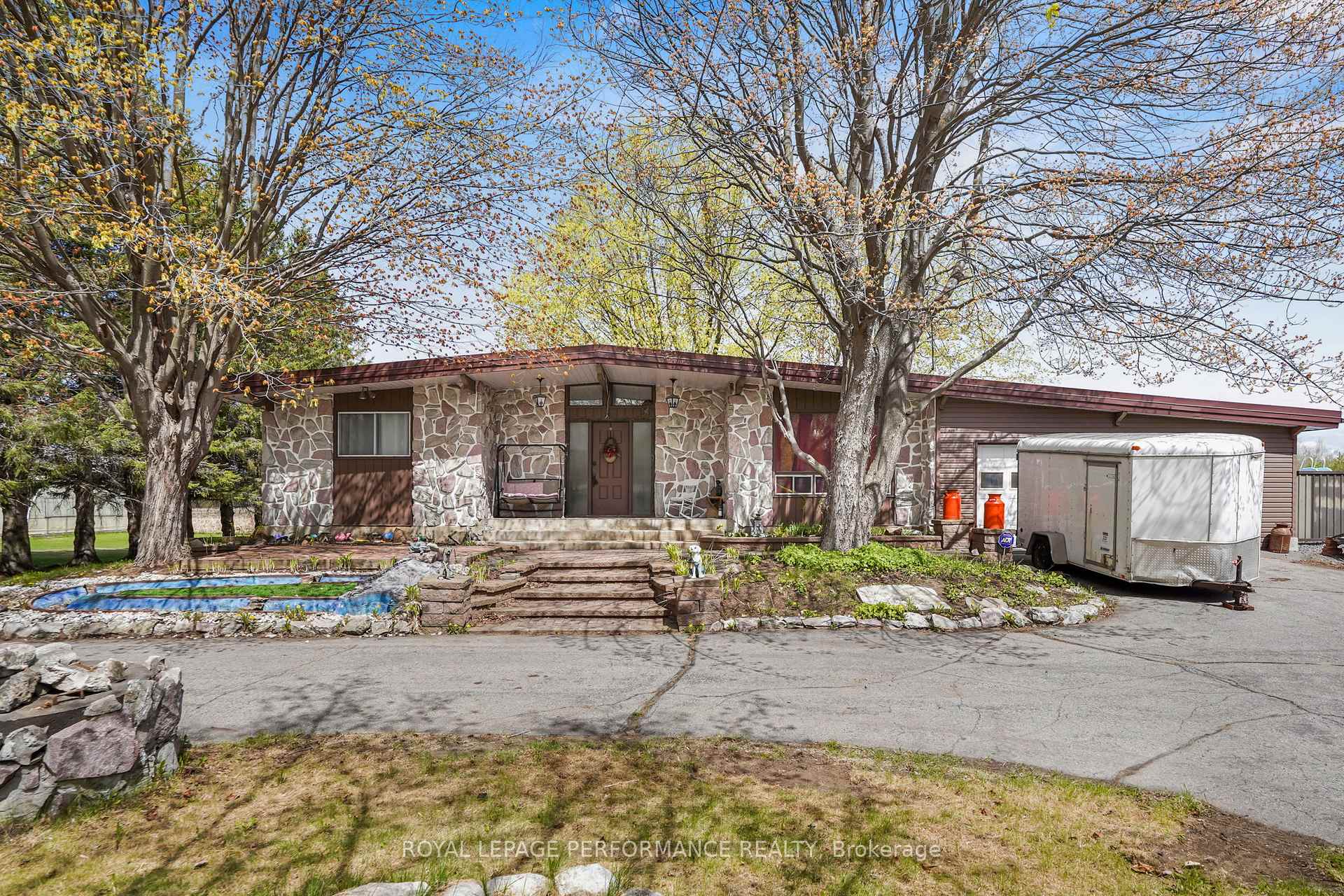 4866 County Road 17 Road, Alfred and Plantagenet, ON K0B 1A0