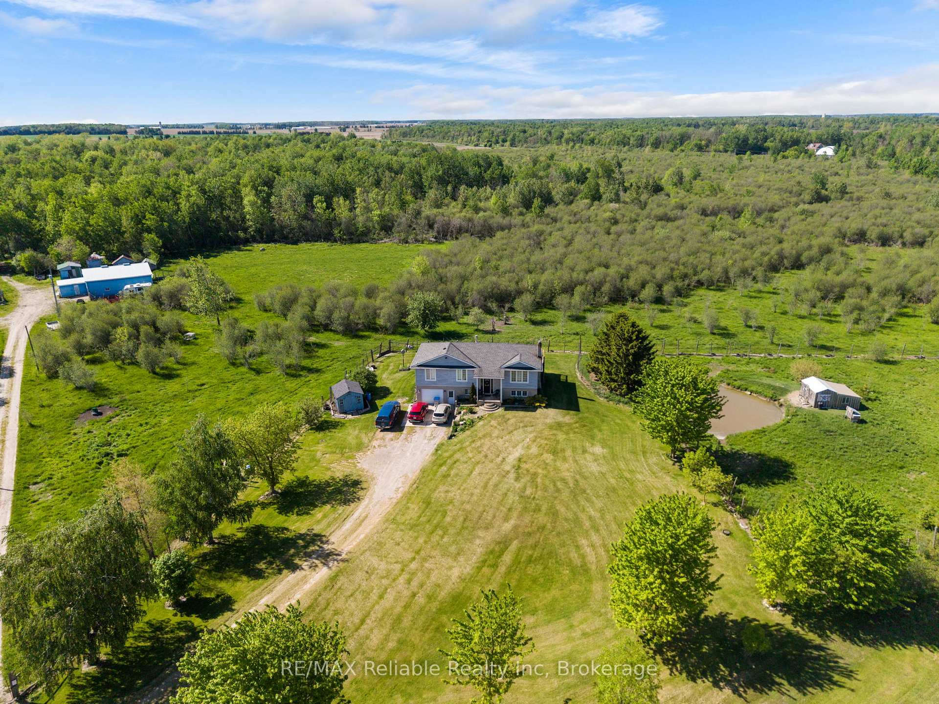 82675 Perth Road 180 Road, Huron East, ON N0K 1A0