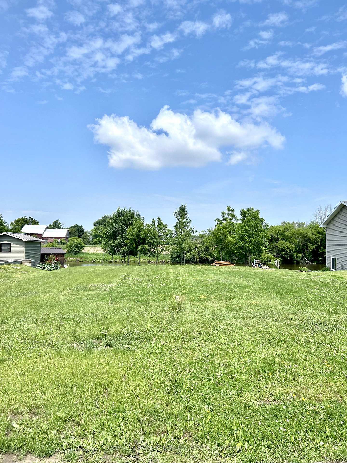 67 Erin Avenue, North Dundas, ON K0C 1H0