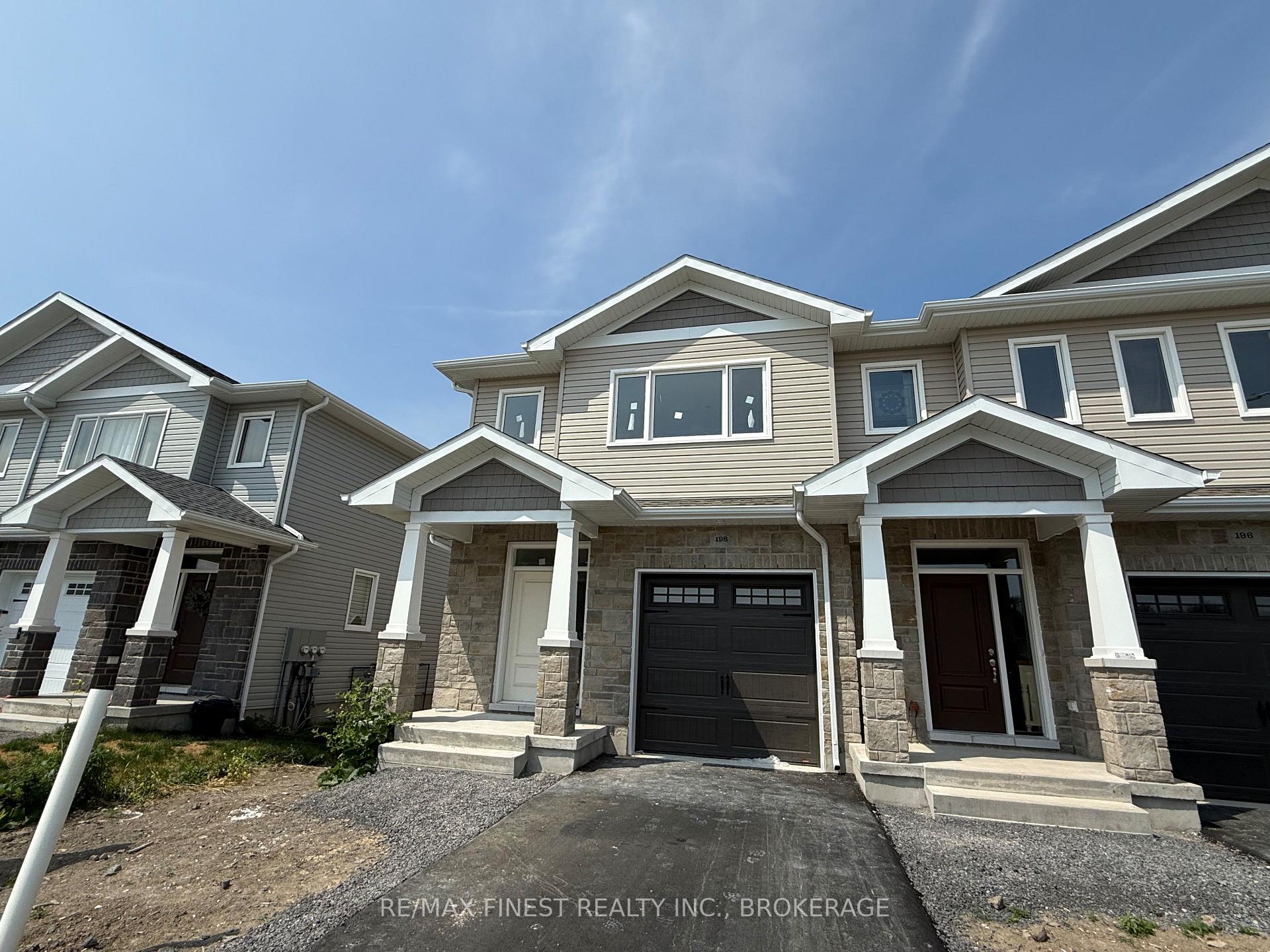 198 HERITAGE PARK Drive, Greater Napanee, ON K7R 3X8