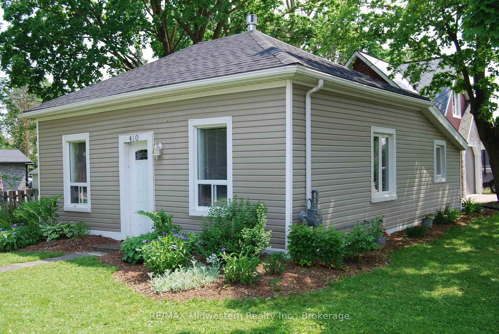 410 Temple Street, Minto, ON N0G 2P0