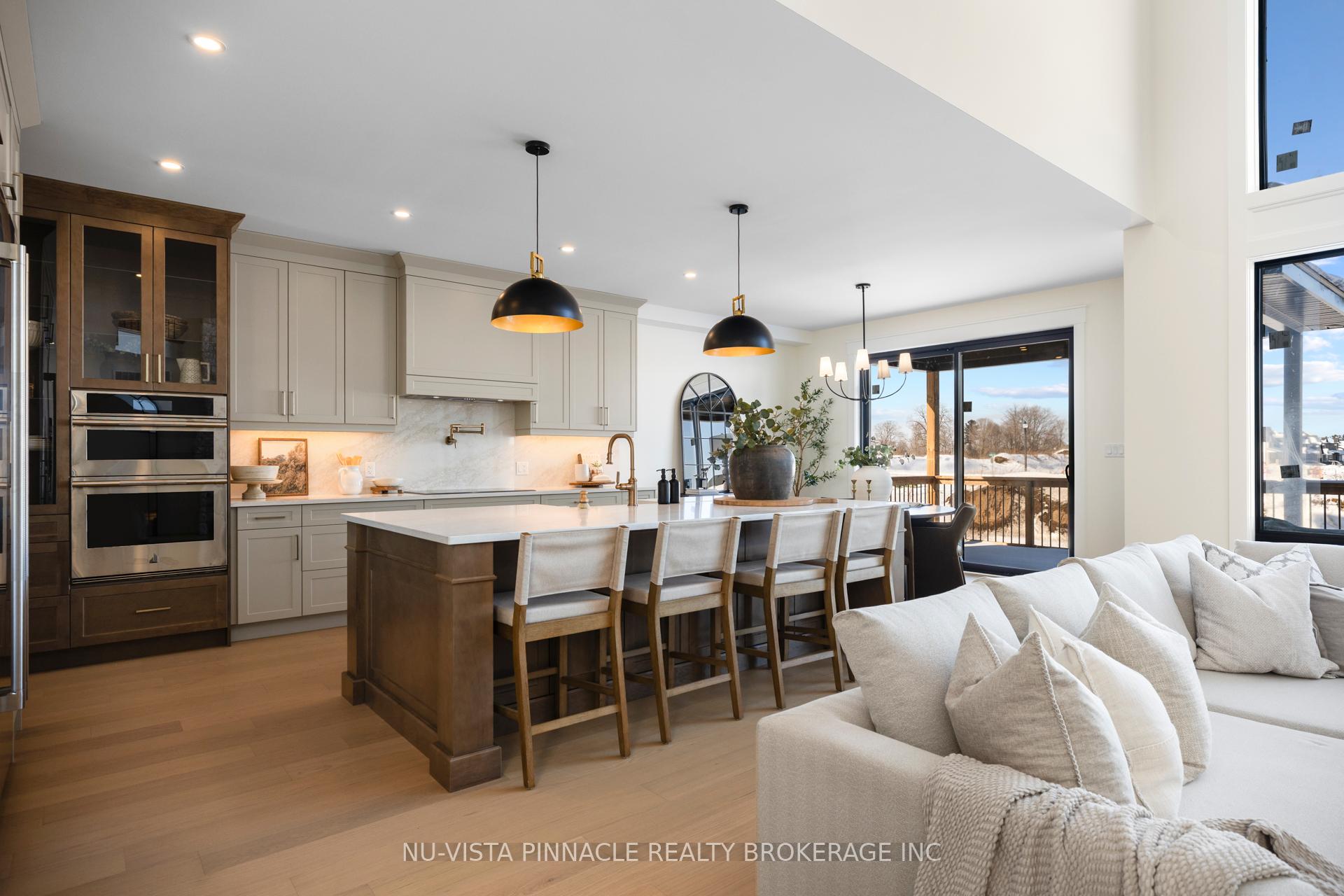 202 Harvest Lane, Thames Centre, ON N0L 1G2