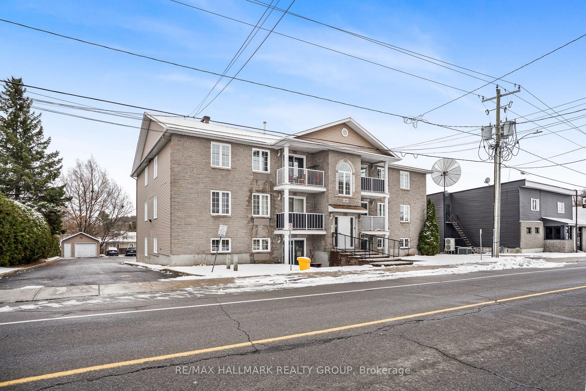 1005 Laurier Street, Clarence-Rockland, ON K4K 1T7